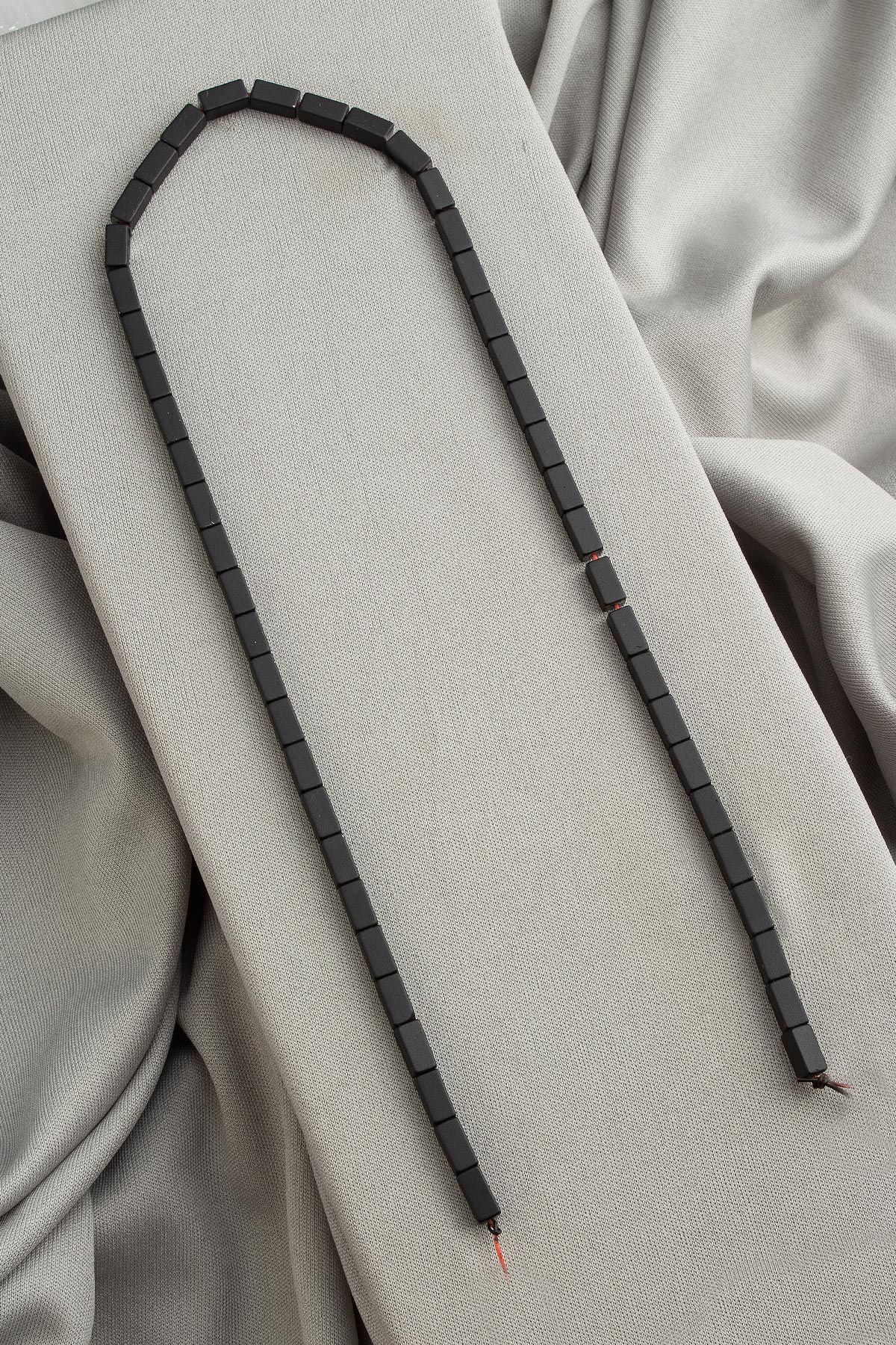 Hematit Doğal Taş Mat Siyah Dikdörtgen Kesim 4x8mm Dizi