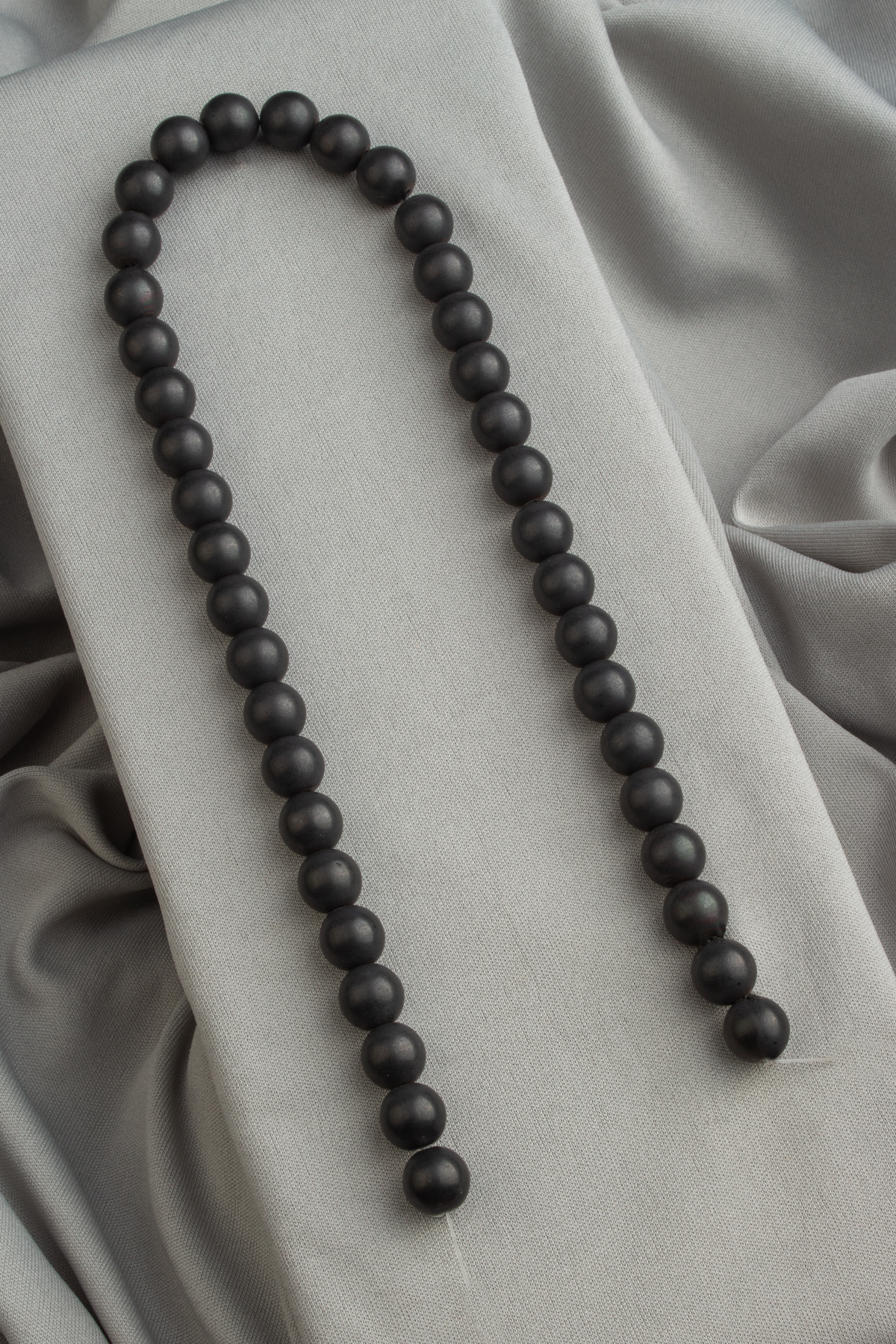 Hematit Doğal Taş Mat Siyah Küre Kesim 10mm Dizi