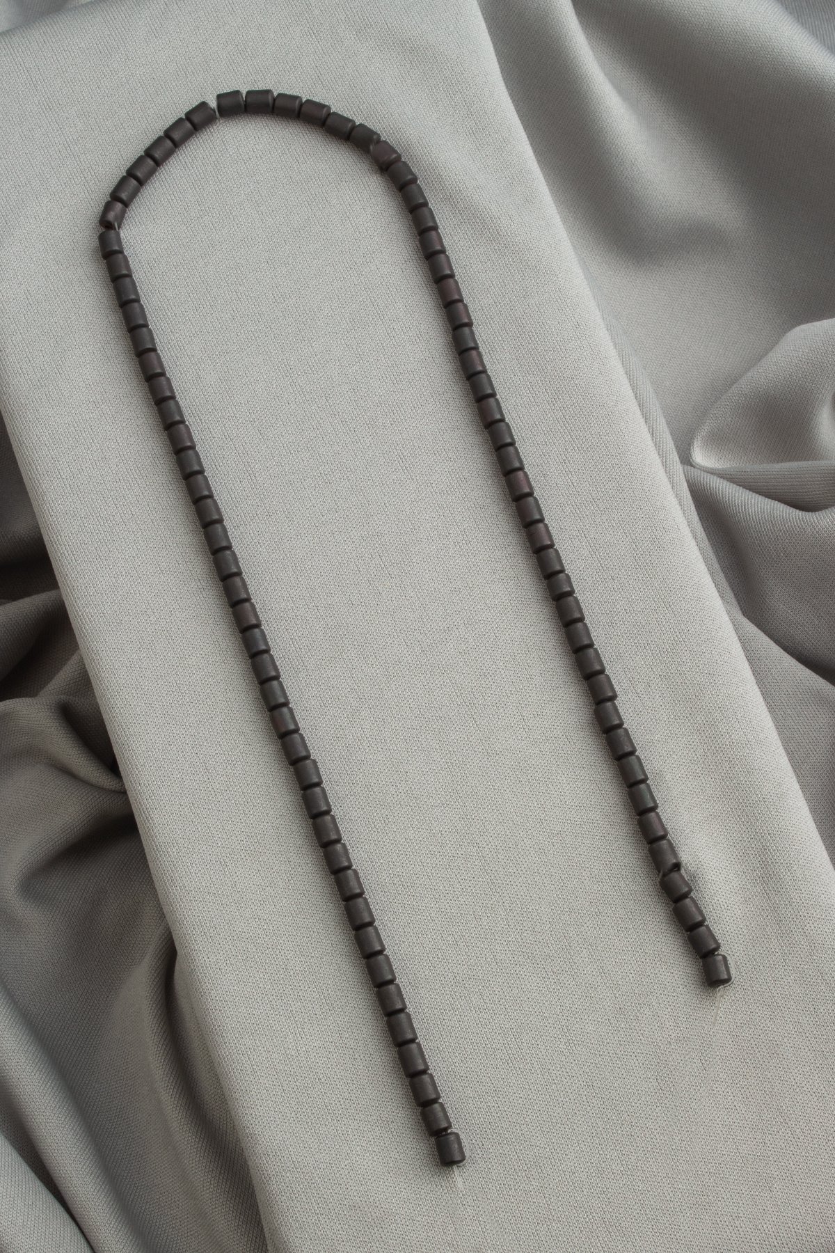 Hematit Doğal Taş Mat Siyah Silindir Kesim 4x5mm Dizi