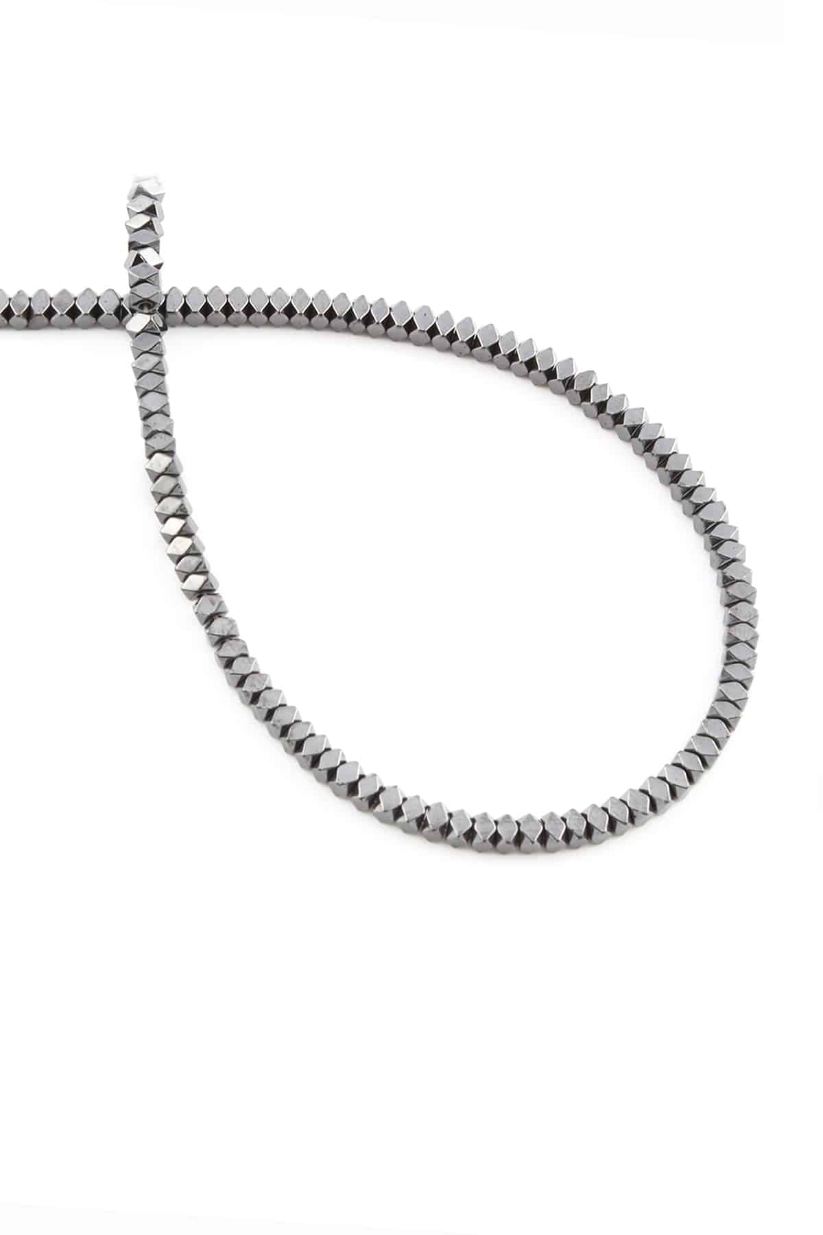 Hematit Doğal Taş Parlak Füme Özel Kesim 3x2mm Dizi [AA]