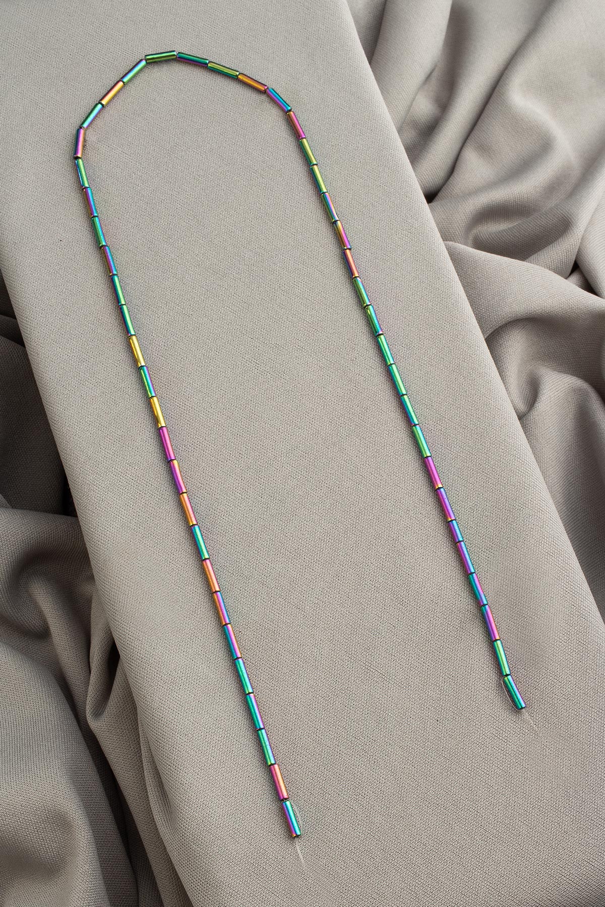 Hematit Doğal Taş Parlak Gökkuşağı 2x8mm Dizi