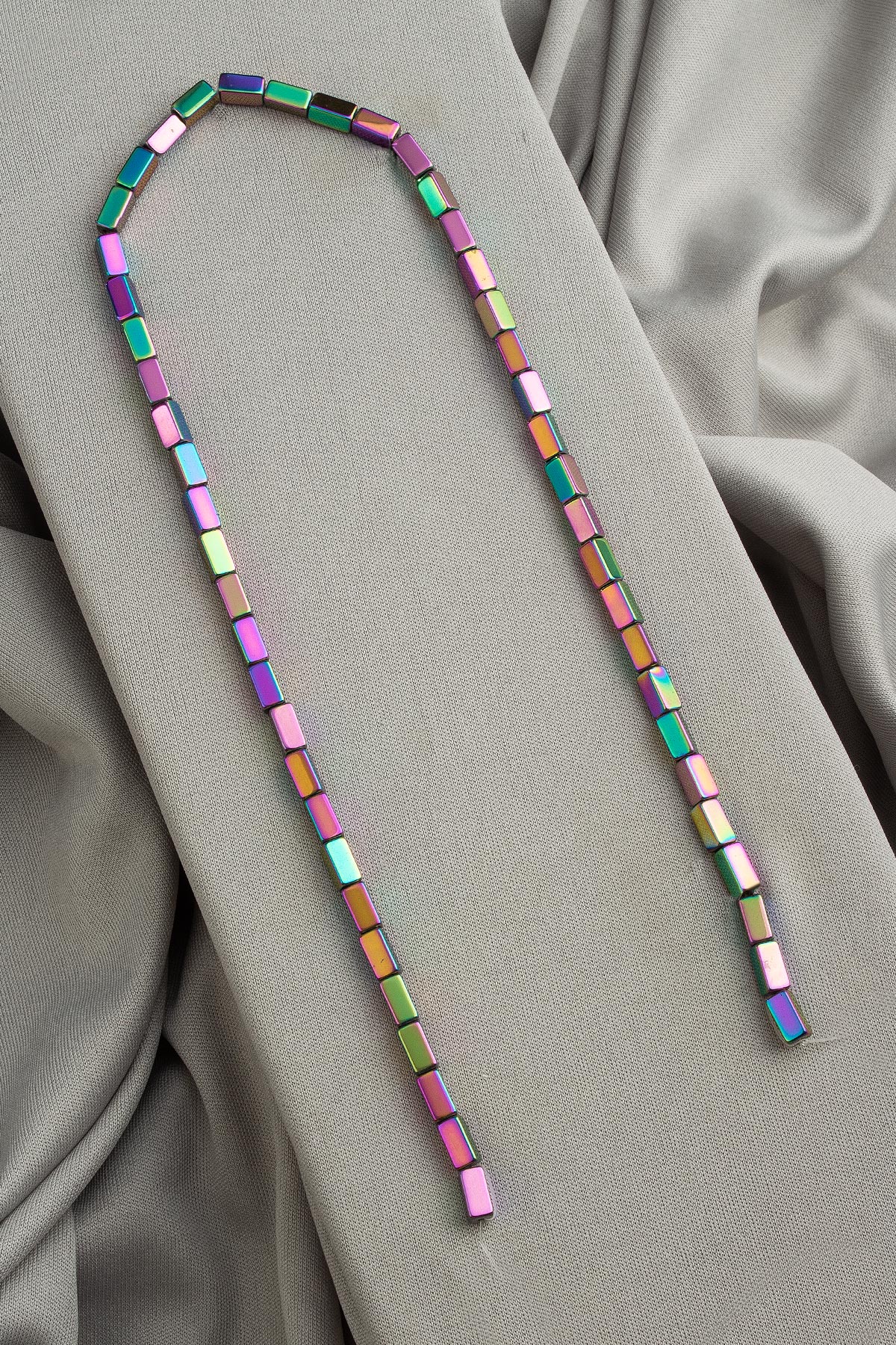 Hematit Doğal Taş Parlak Gold Dikdörtgen Kesim 4x8mm Dizi