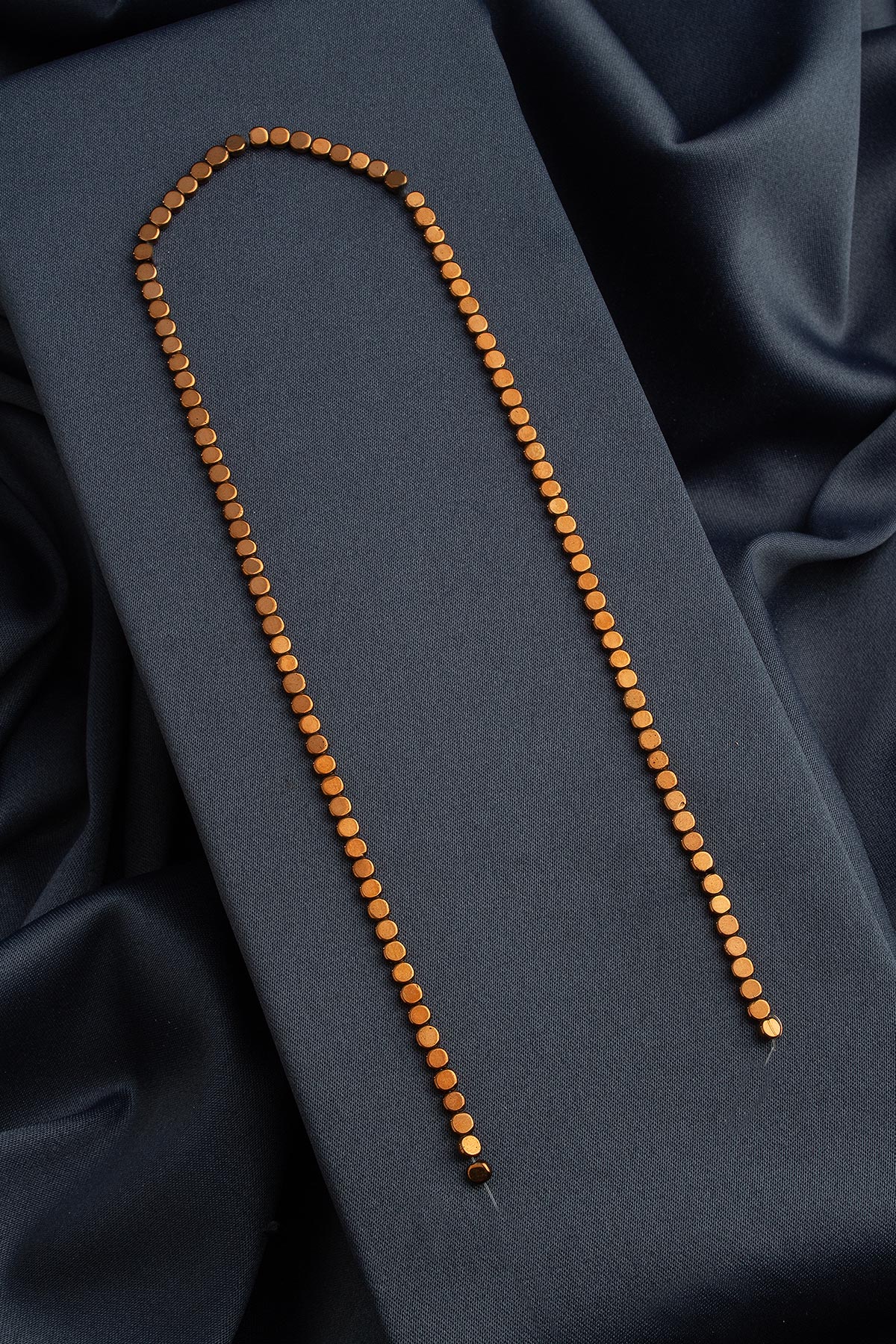 Hematit Doğal Taş Parlak Kahverengi Daire Kesim 4x4mm Dizi