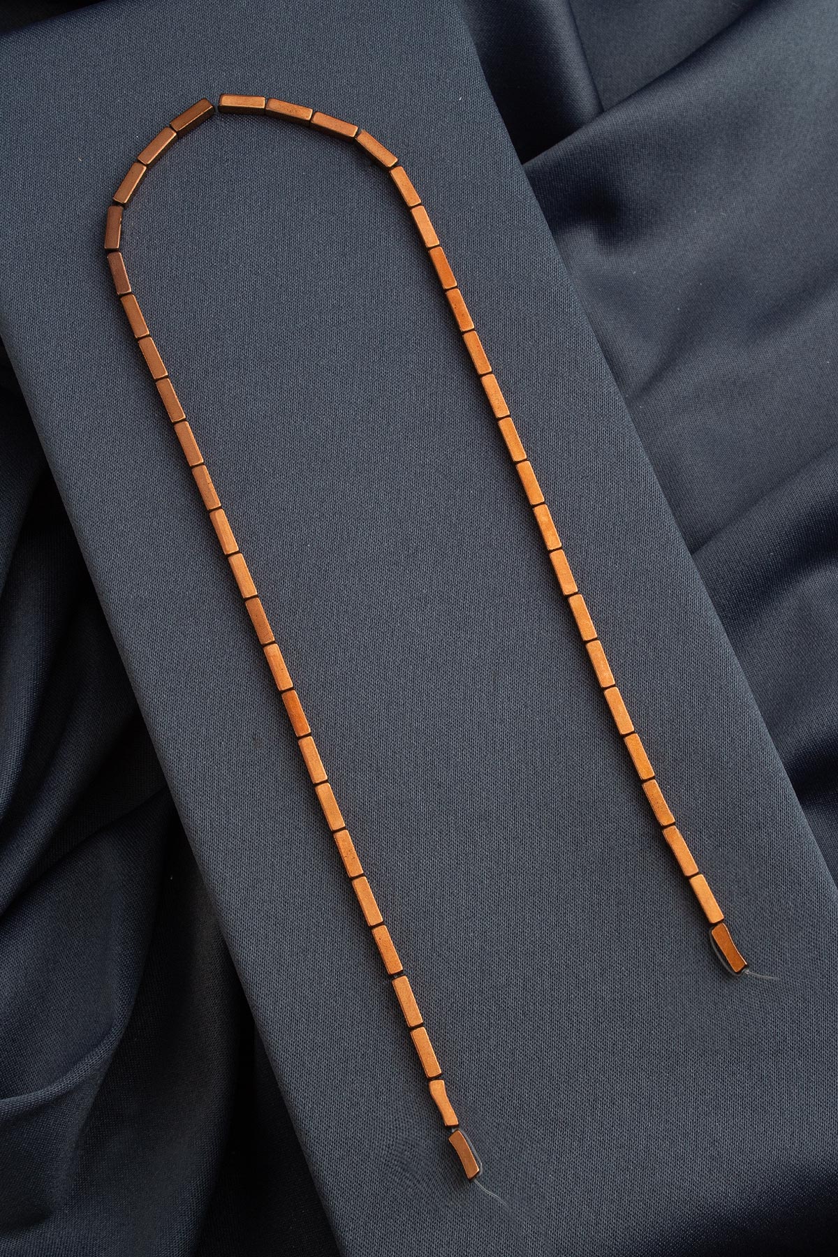 Hematit Doğal Taş Parlak Kahverengi Dikdörtgen Kesim 3x9mm Dizi