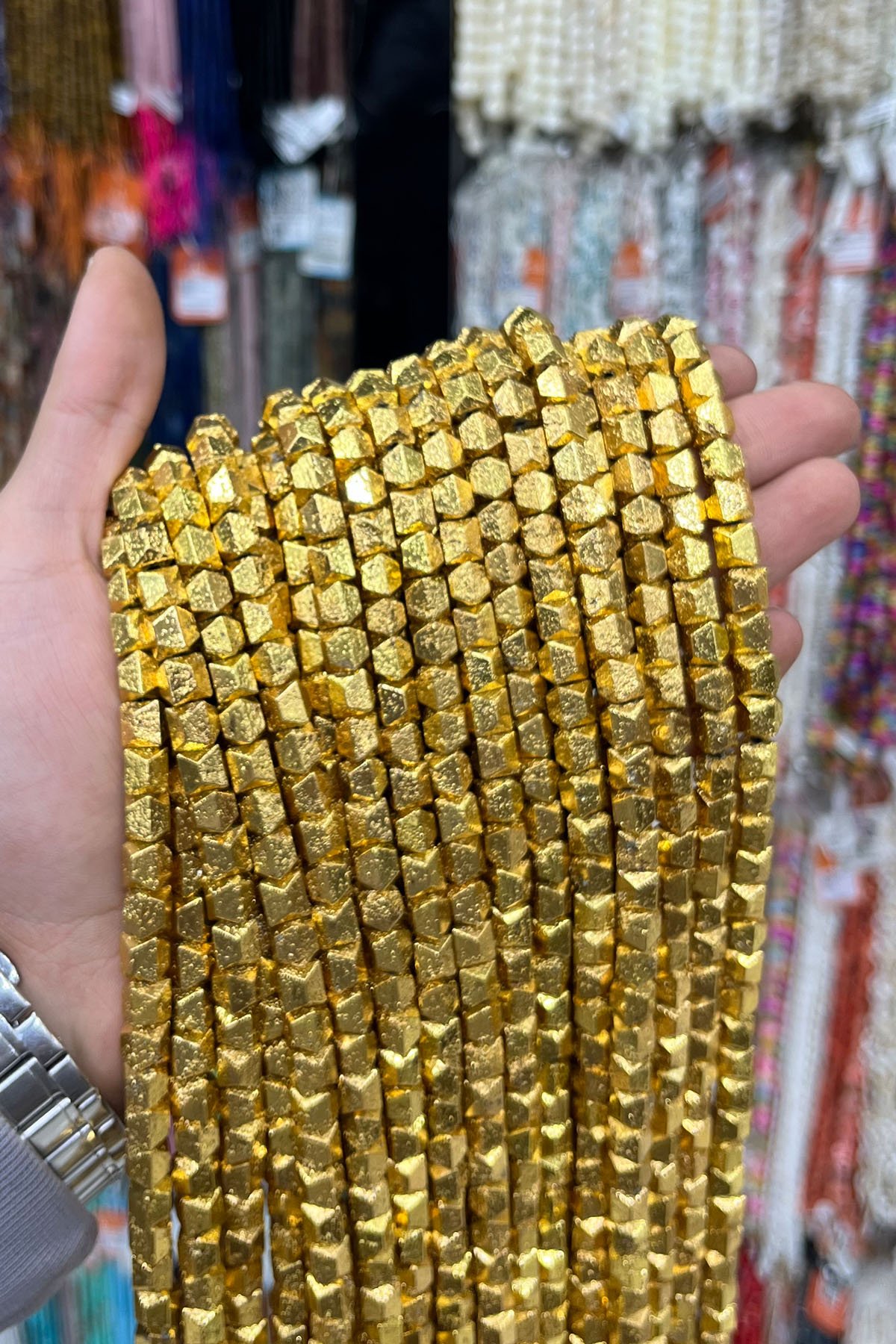 Hematit Taşı Altıgen Rondela Kesim 6x3mm-Pütürlü Sarı Doğal Taş Dizi