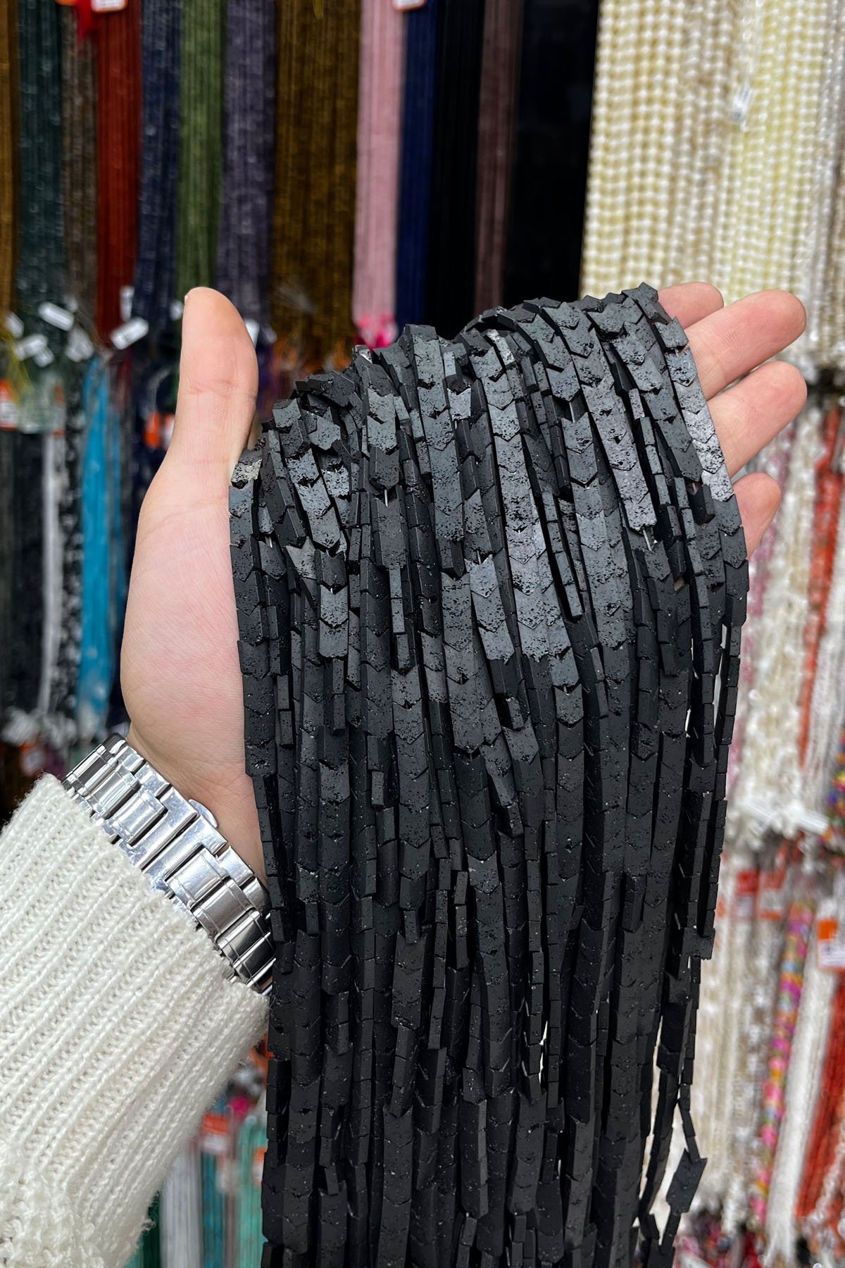 Hematit Taşı Çavuş Kesim 6x6mm- Mat Siyah Doğal Taş Dizi