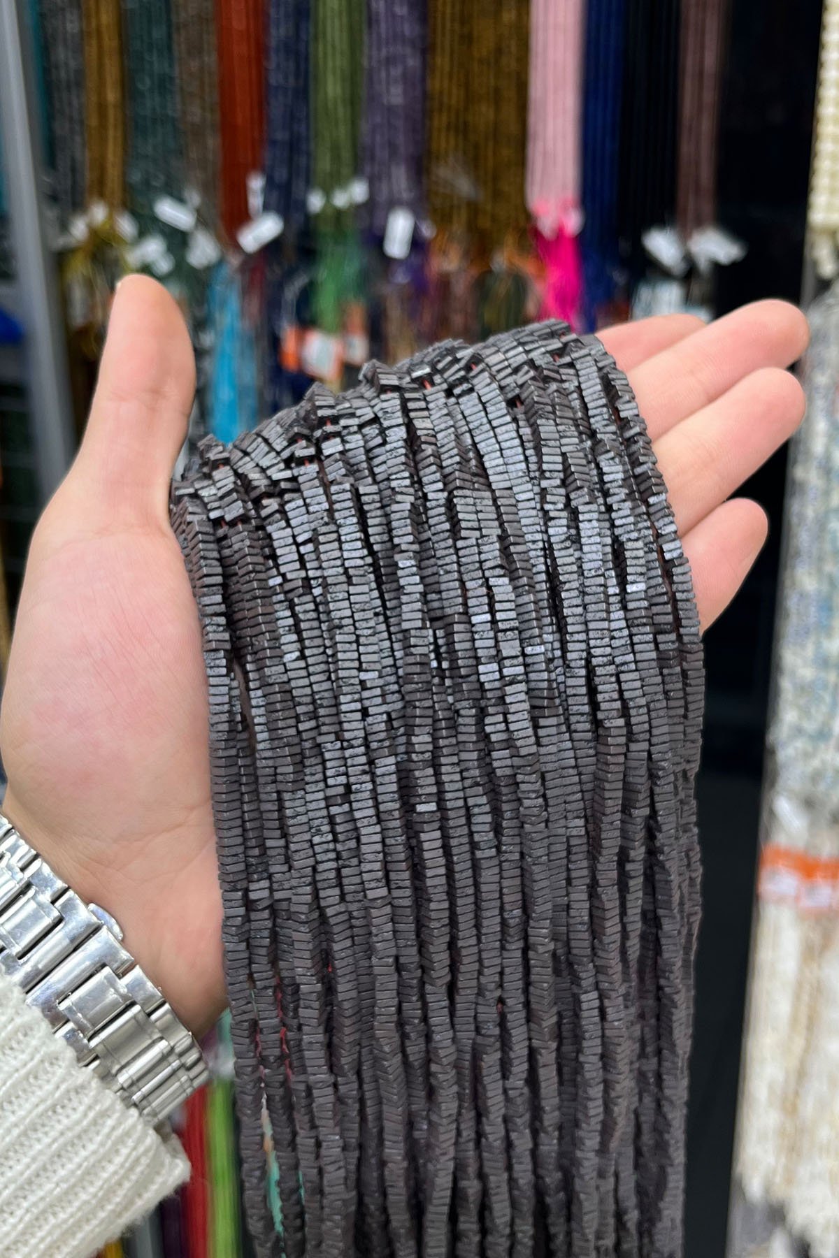 Hematit Taşı Kare Rondela Kesim 4x1mm- Mat Gri Doğal Taş Dizi