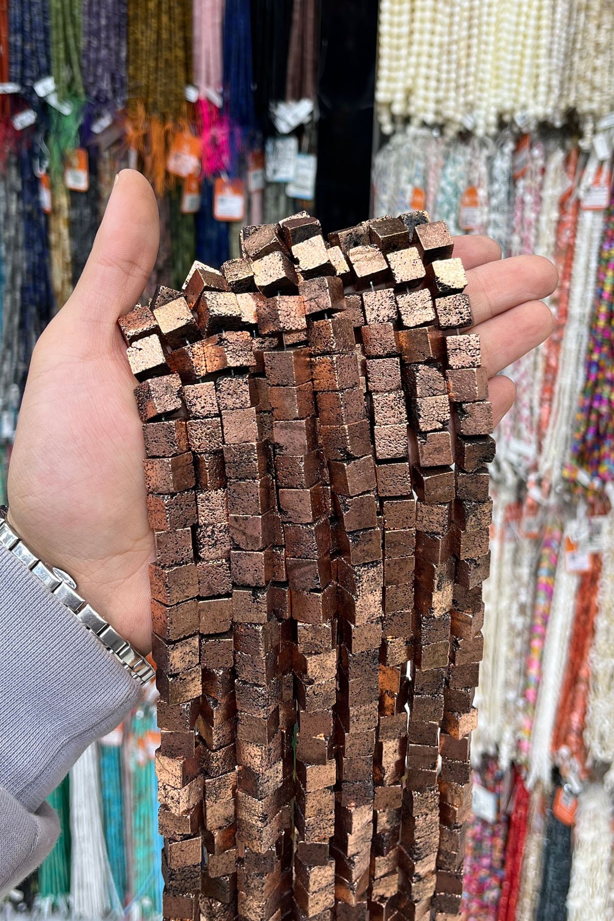 Hematit Taşı Küp Kesim 10x10mm-Pütürlü Antik Bakır Doğal Taş Dizi