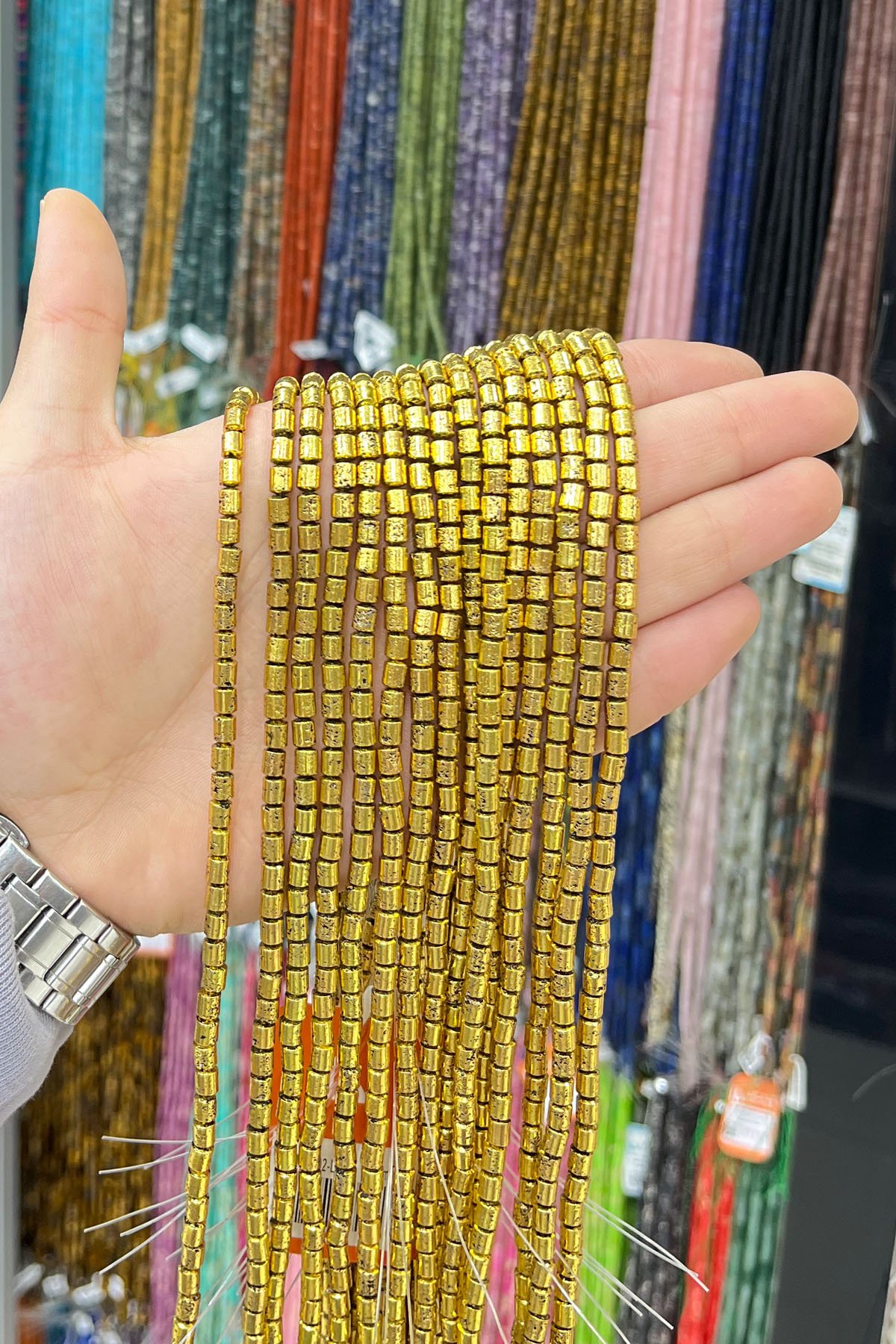 Hematit Taşı Silindir Kesim 4x5mm-Pütürlü Antik Sarı Doğal Taş Dizi