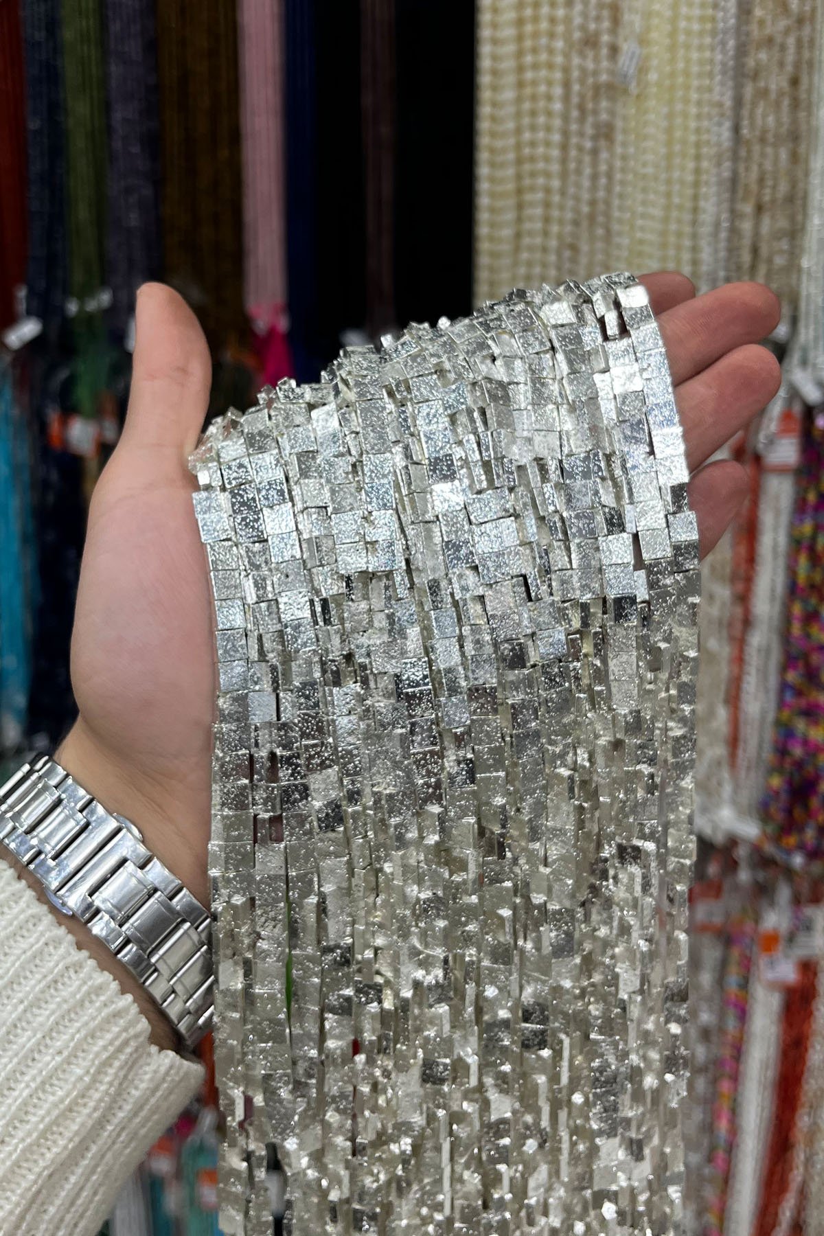 Hematit Taşı Yassı Kare Kesim 6x6mm-Pütürlü Gümüş Doğal Taş Dizi