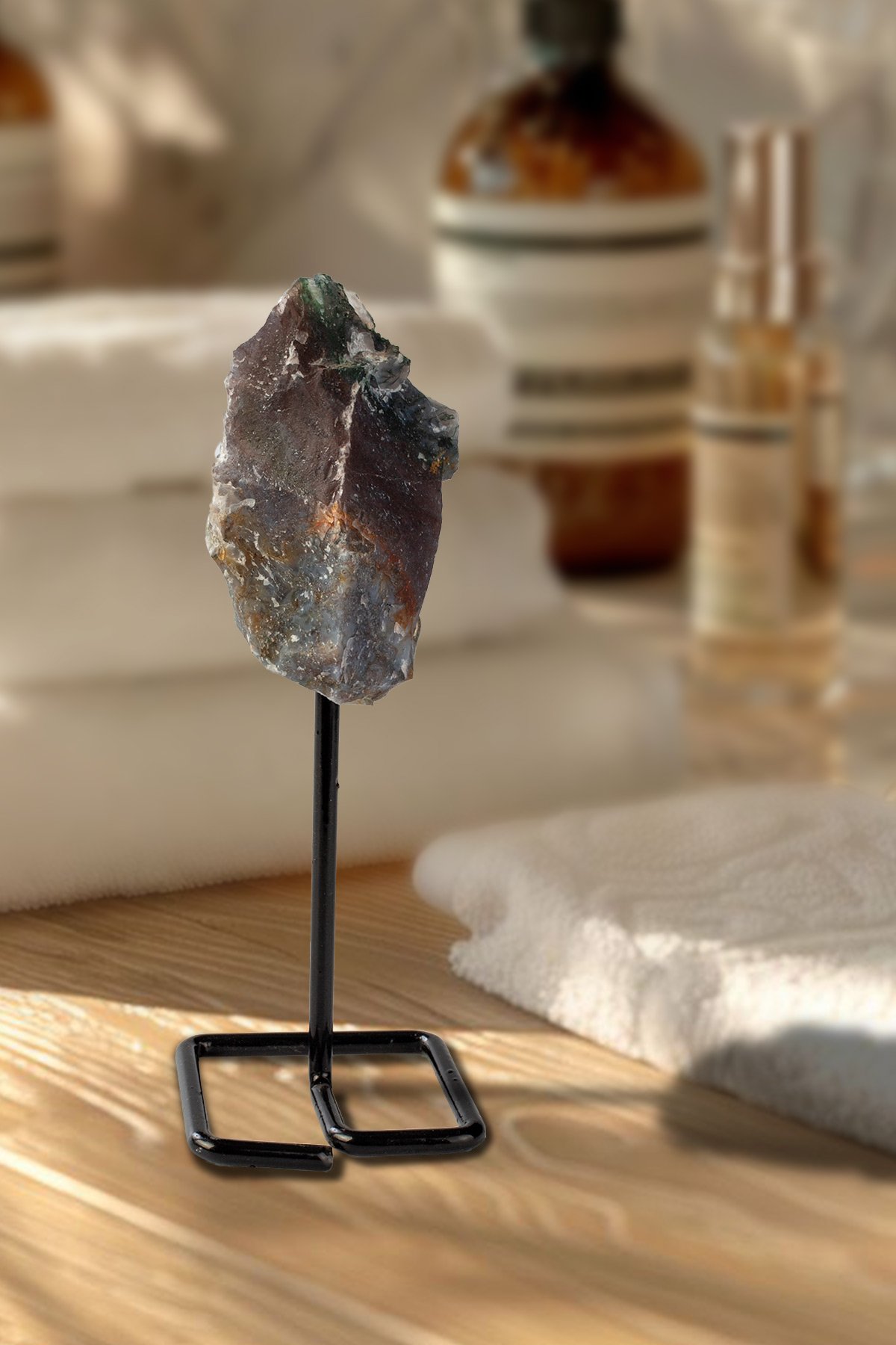 Hint Akik Taşı Ham Kütle Standlı Dekoratif Doğal Taş