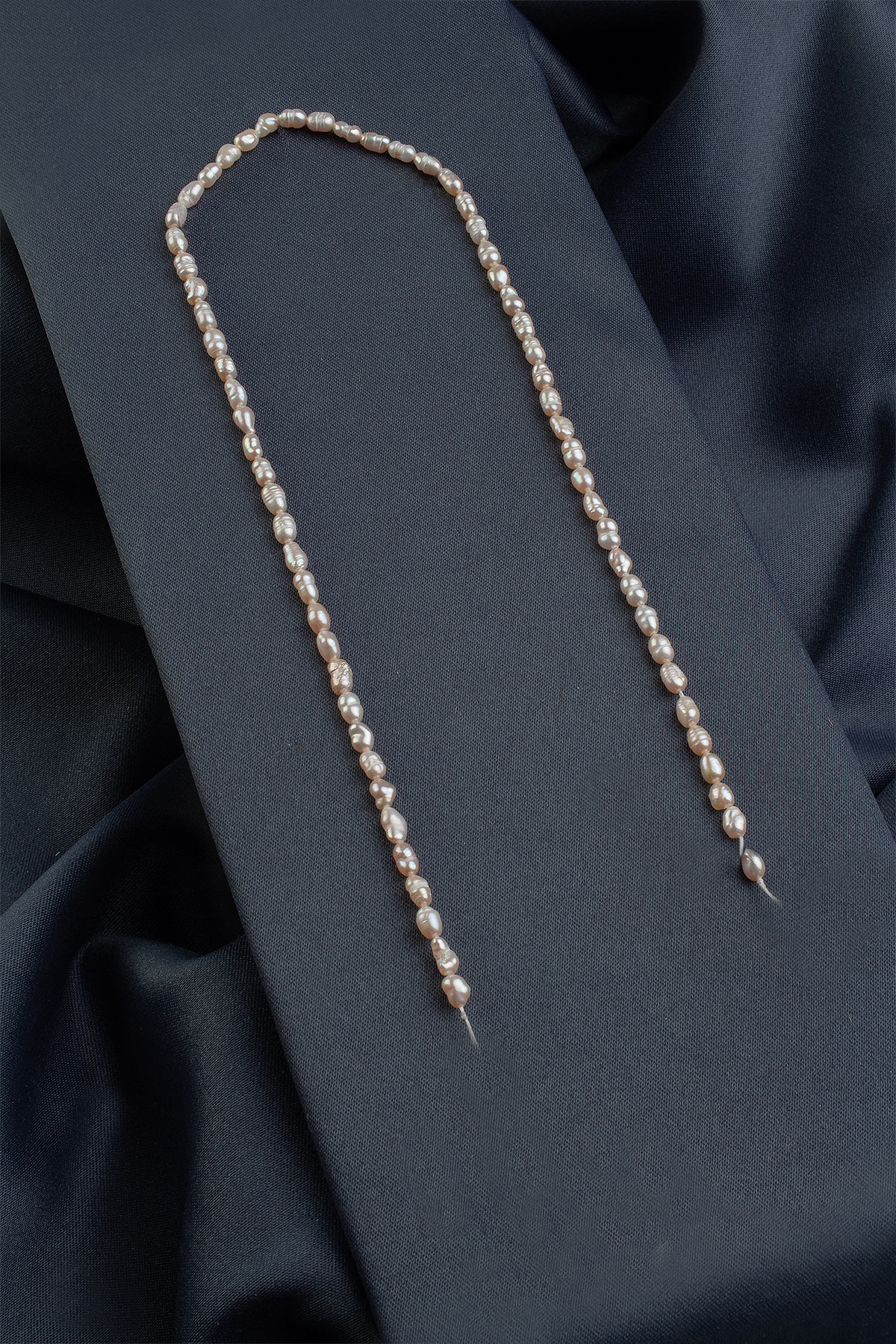 İnci Doğal Taş Pembe Arpa Kesim 3-4mm Dizi