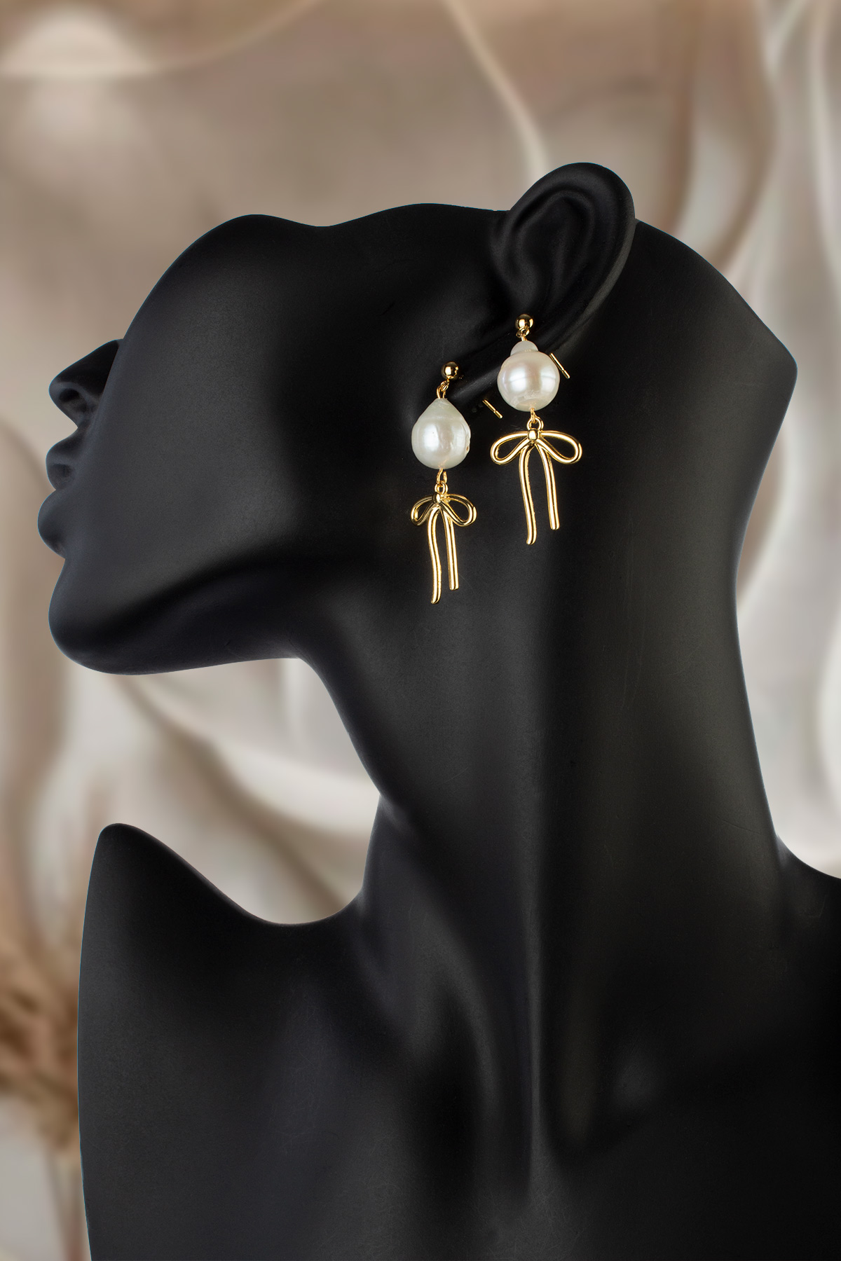 İnci Taşı Beyaz Amorf Kesim Doğal Taş Küpe