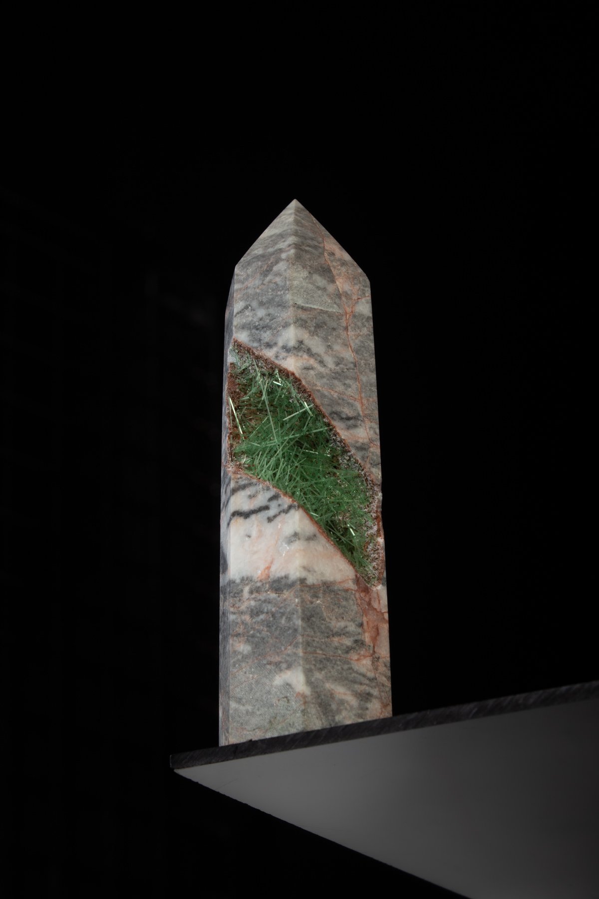 Jasper Taşı Simbiyotik Kristal Kazık Kesim Kütle