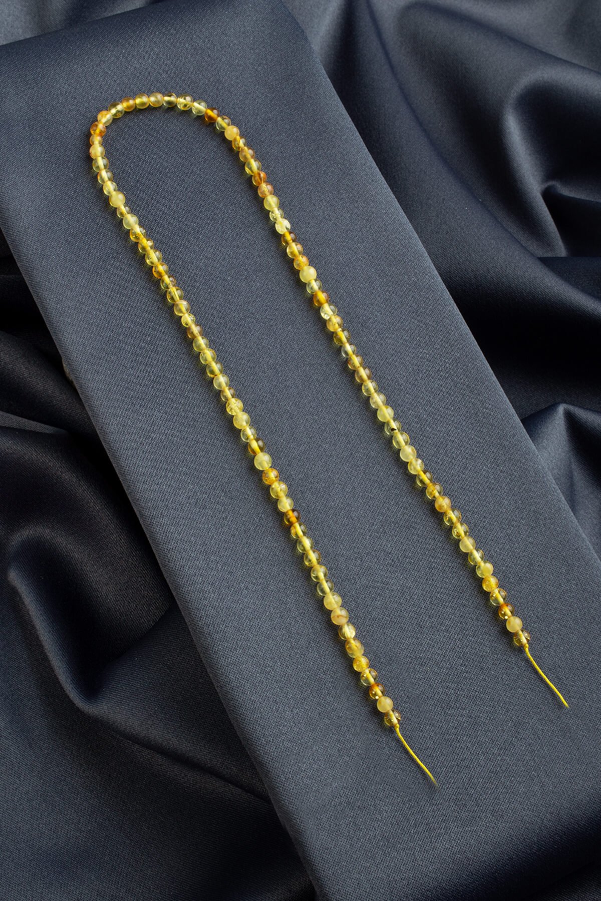 Kehribar Doğal Taş Parlak Küre Kesim 4mm Dizi