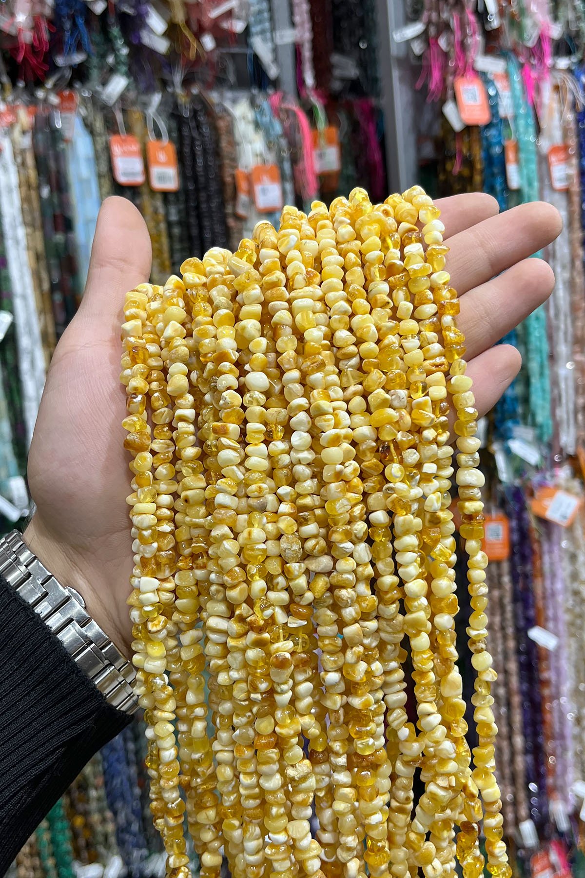 Kehribar Taşı Tımbıl Kesim 6x7mm  Dizi