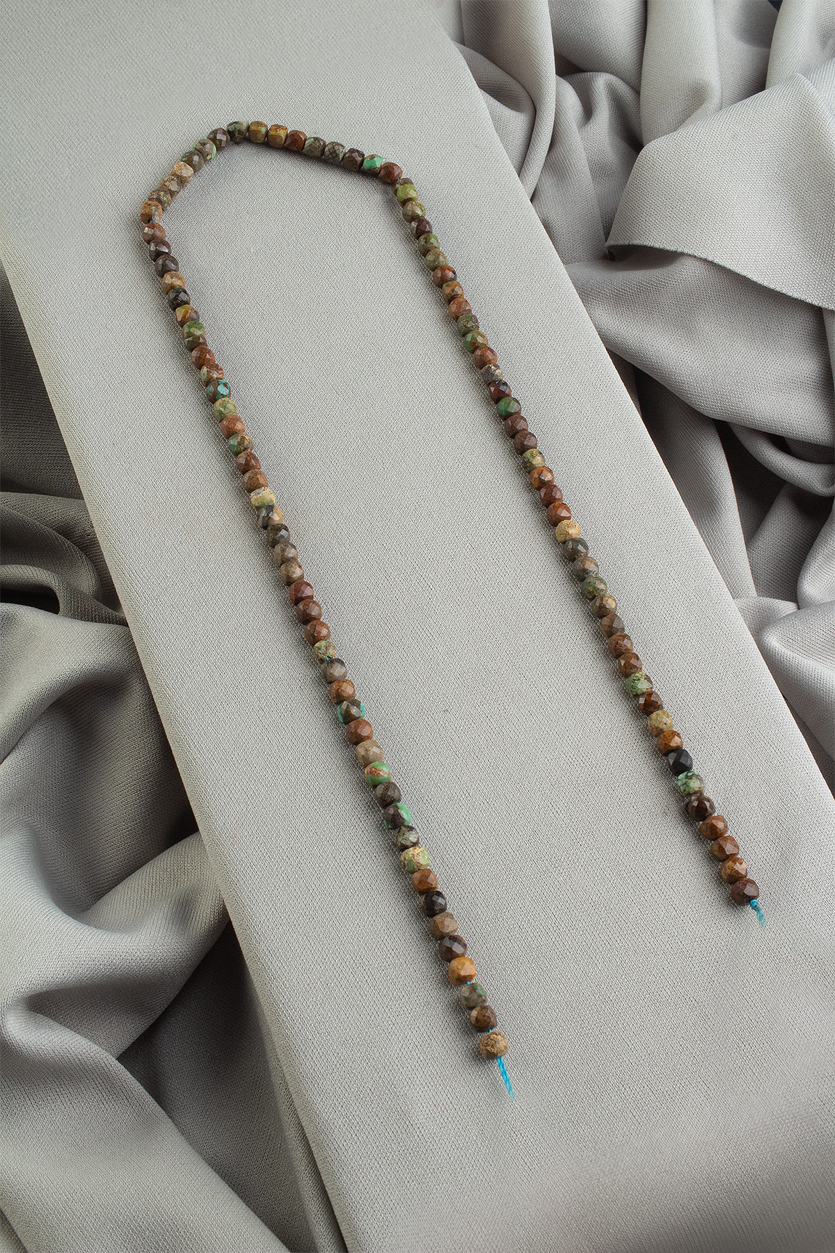 Krizokol Doğal Taş Faset Küp Kesim 4x4mm Dizi