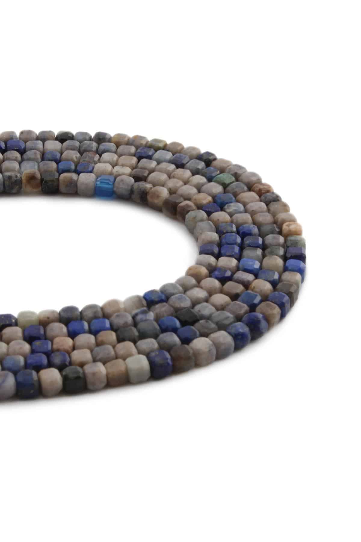 Lapis Lazuli Doğal Taş Parlak Küp Kristal Kesim 3x3mm Dizi