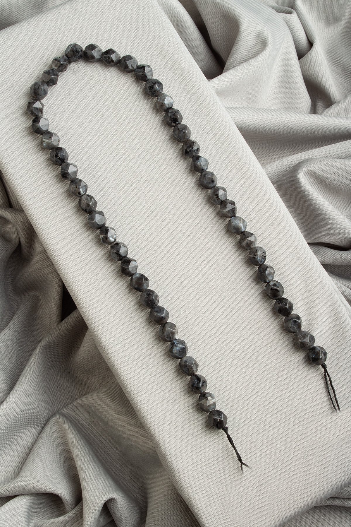 Larvakit Natural Stone Shiny Hexagonal Cut 8mm String Of Beads