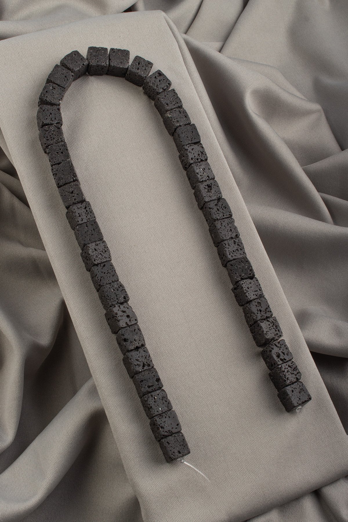 Lav Taşı Küp Kesim 10x10mm Dizi