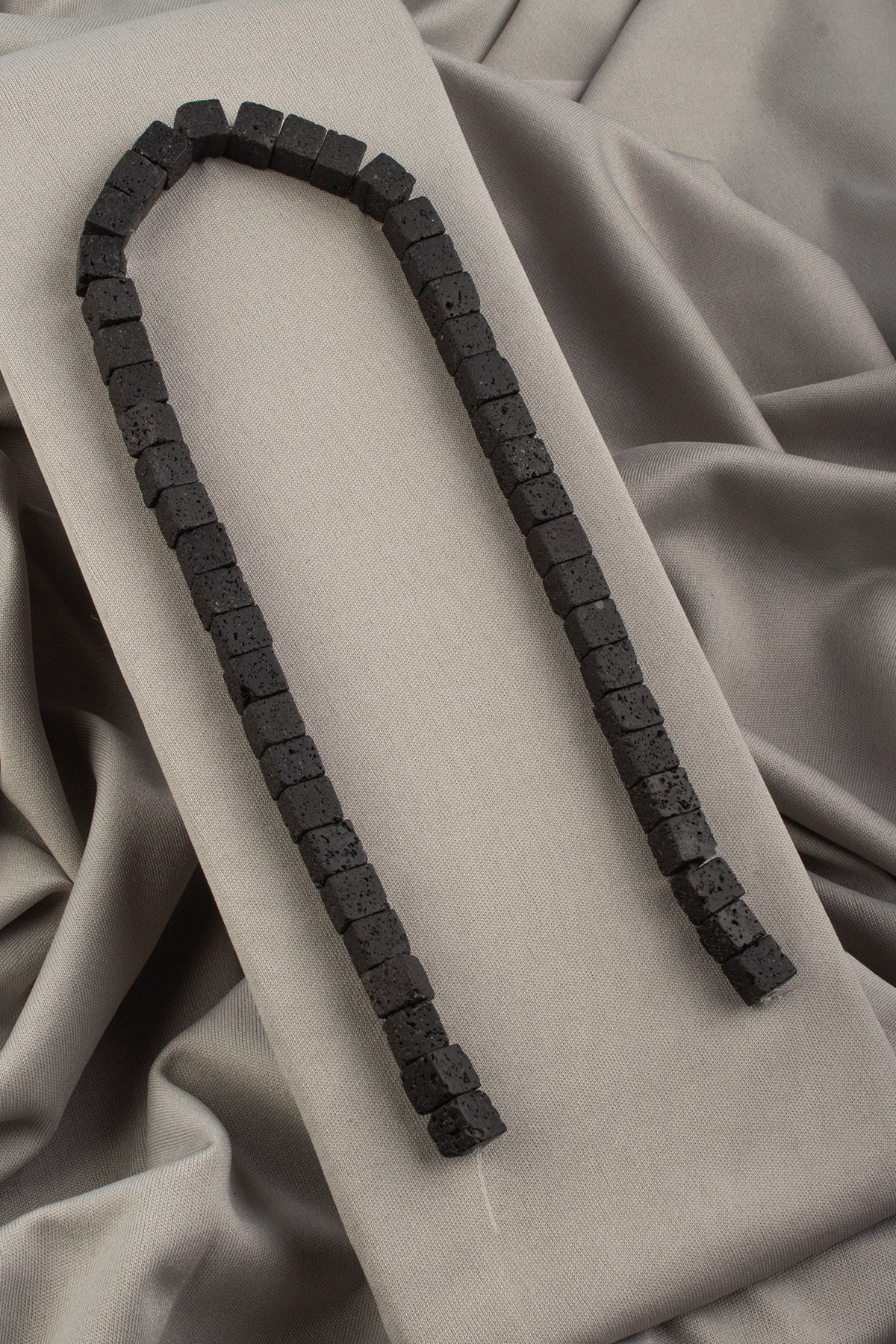 Lav Taşı Küp Kesim 8x8mm Dizi