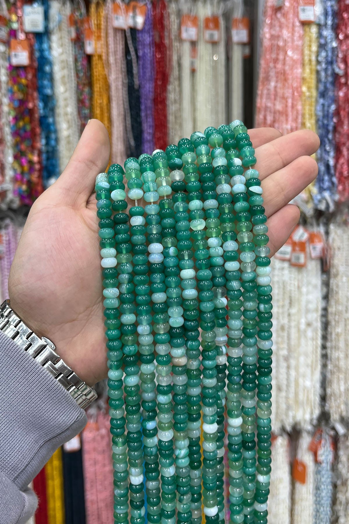 Madagaskar Akik Doğal Taş Parlak Açık Yeşil 5x8mm Dizi