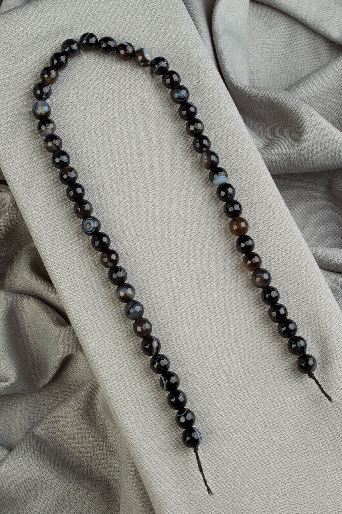 Madagaskar Akik Doğal Taş Parlak Siyah Küre Kesim 8mm Dizi [AA]