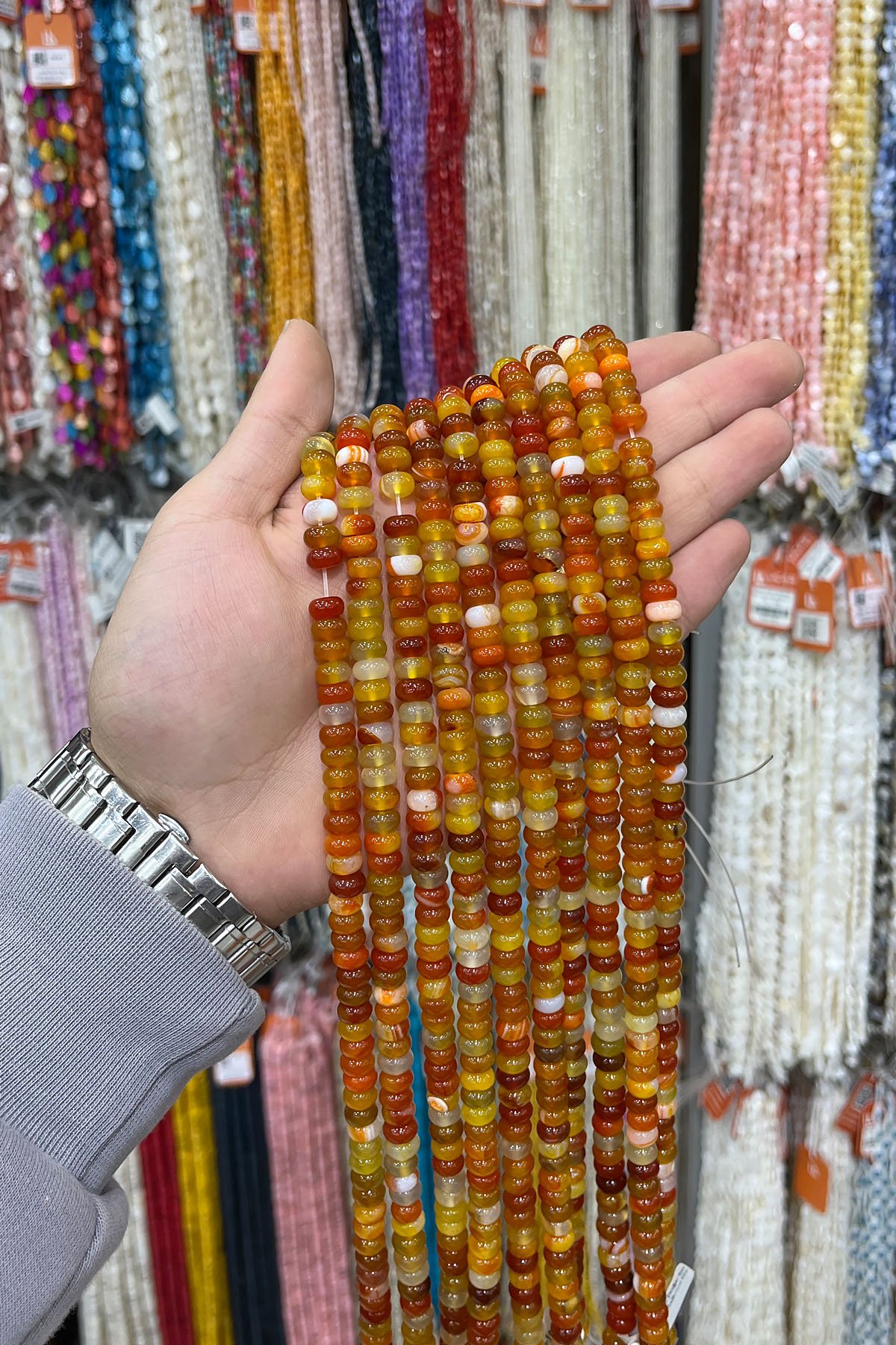 Madagaskar Akik Doğal Taş Parlak Turuncu 5x8mm Dizi