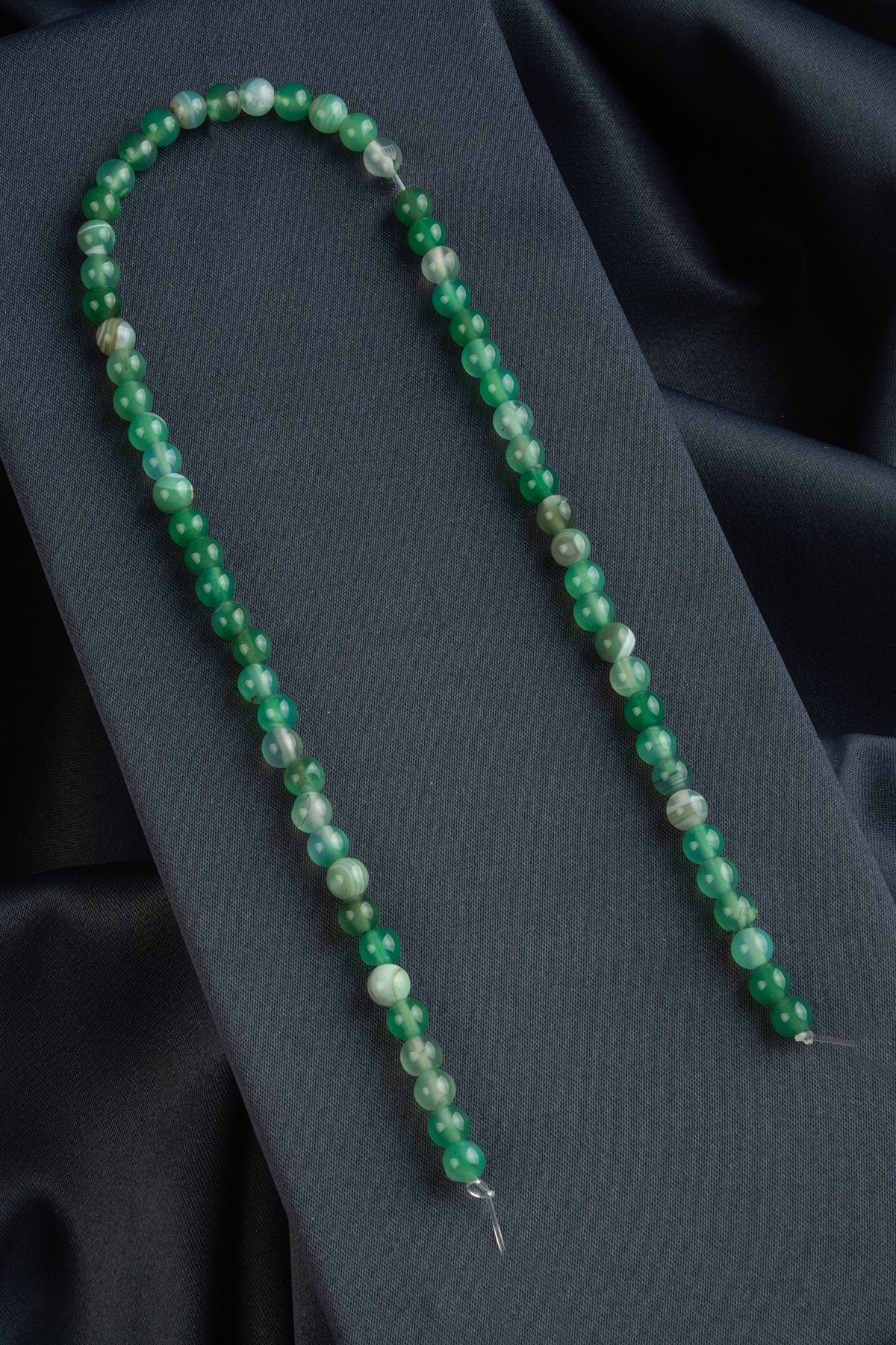 Madagaskar Akik Doğal Taş Parlak Yeşil Küre Kesim 6mm Dizi [AA]