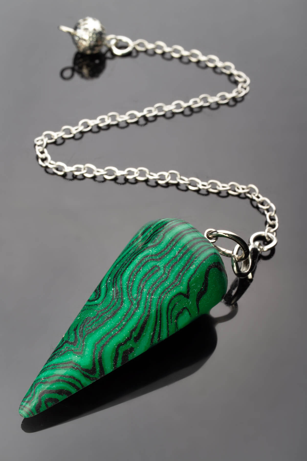 Sıkma Malakit Doğal Taş 18x42mm Pandül Sarkaç