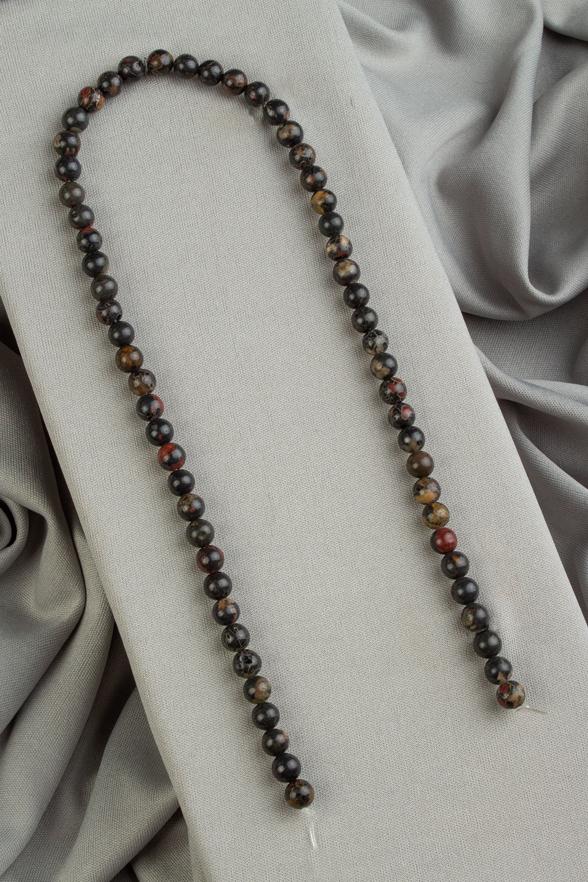 Karlı Obsidyen Doğal Taş Parlak Küre Kesim 6mm Dizi