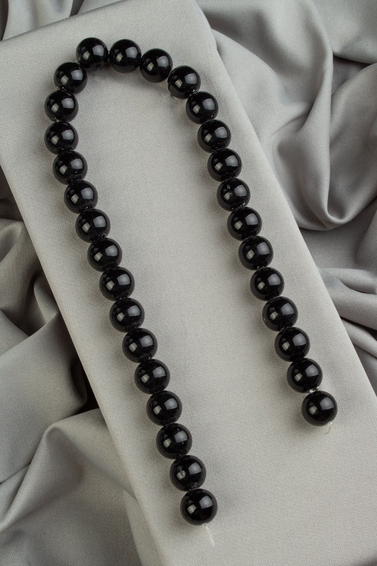 Obsidian Natural Stone Globe Cut 14mm String Of Beads
