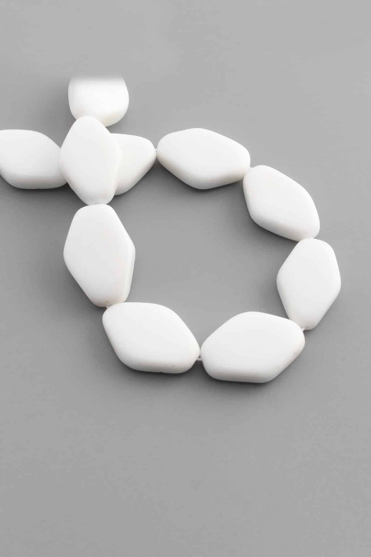 Onyx Natural Stone Amorphous Cut 18x27mm String Of Beads