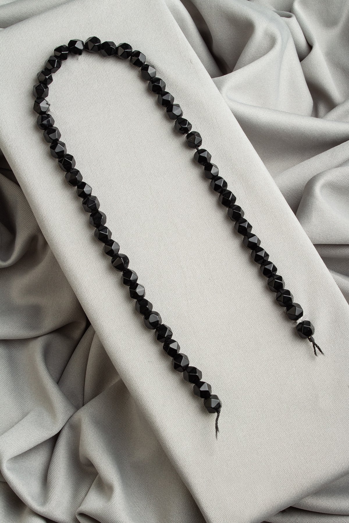 Onyx Natural Stone Shiny Hexagonal Cut 8mm String Of Beads