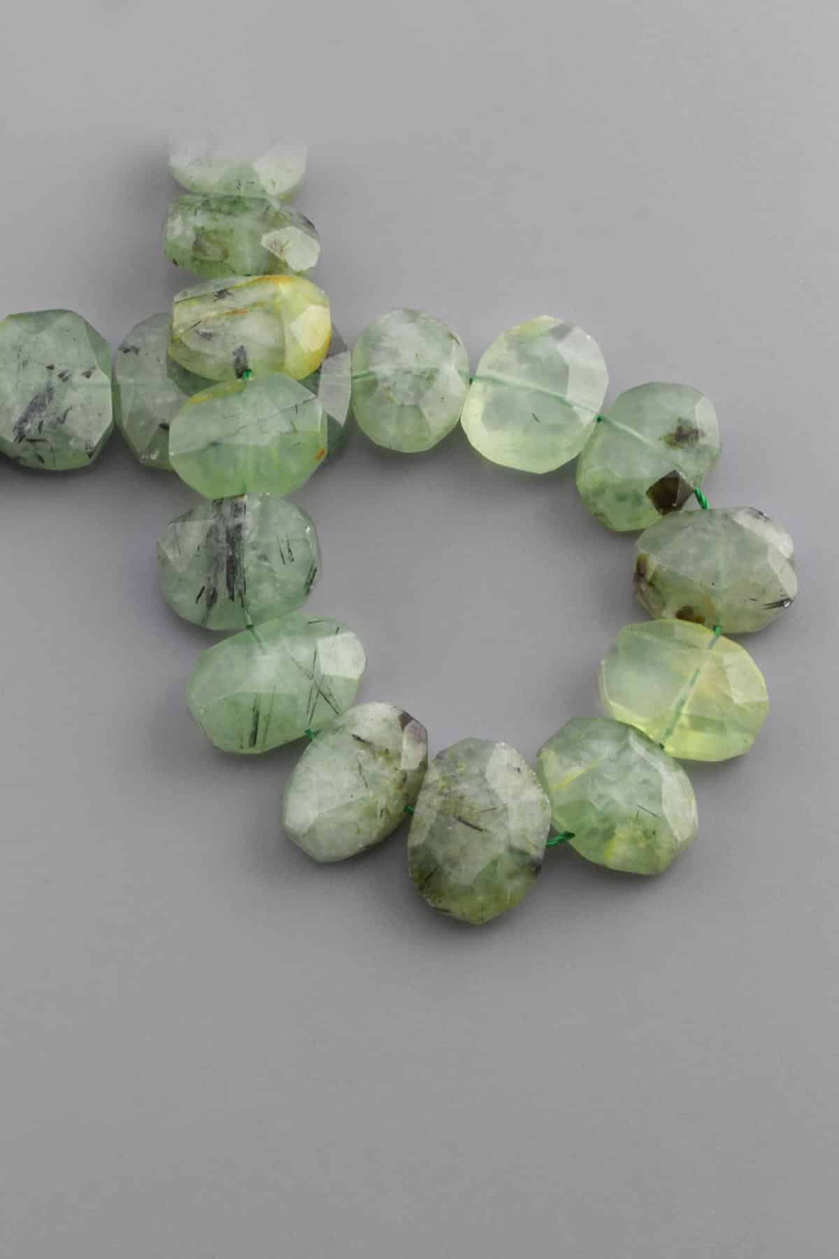 Prehnit Doğal Taş Dizi