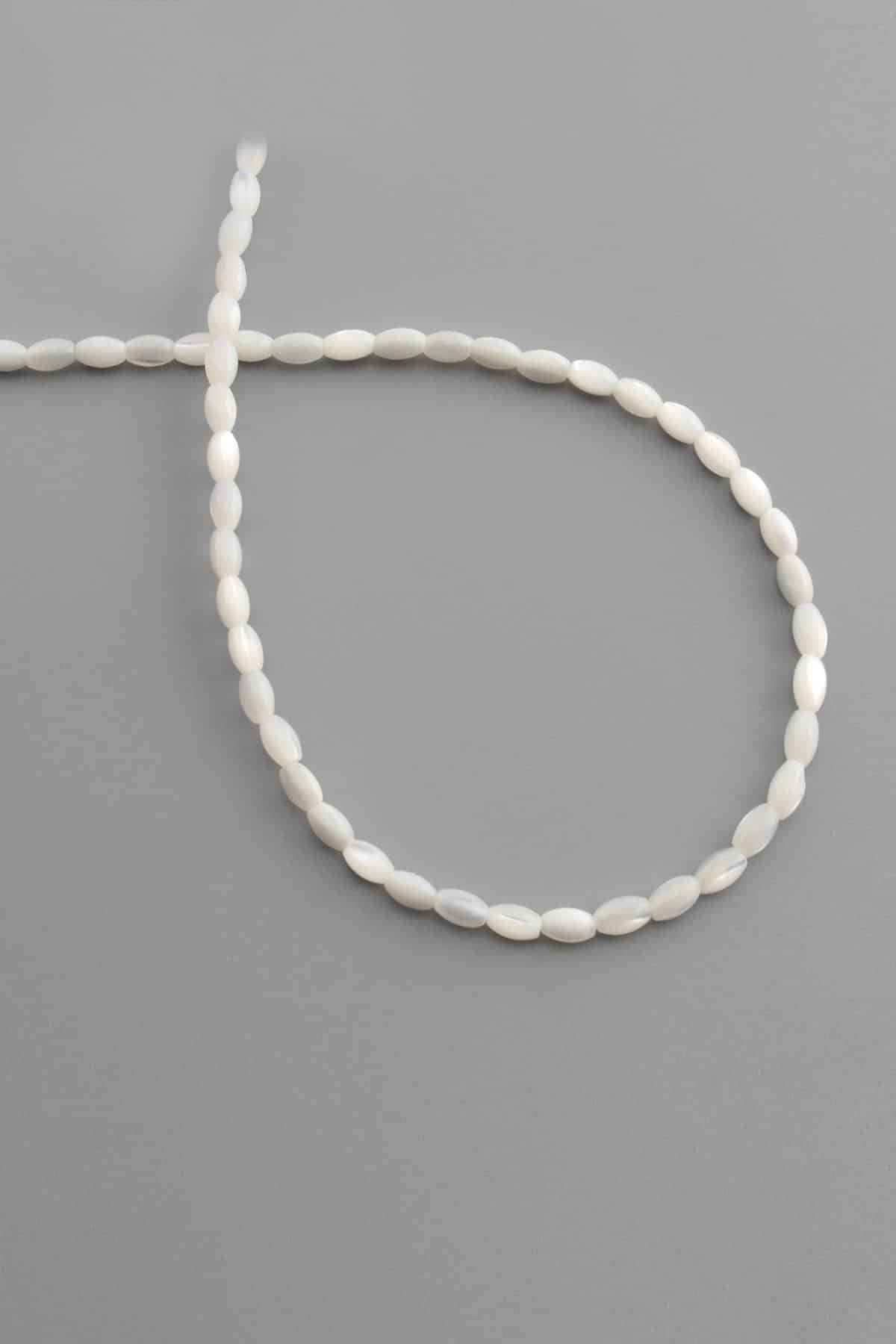 Sedef Doğal Taş Parlak Beyaz Arpa Kesim 3x5mm Dizi [AA]