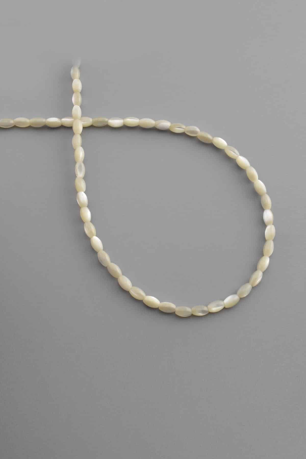Sedef Doğal Taş Parlak Kahverengi Arpa Kesim 3x5mm Dizi [Ab+]