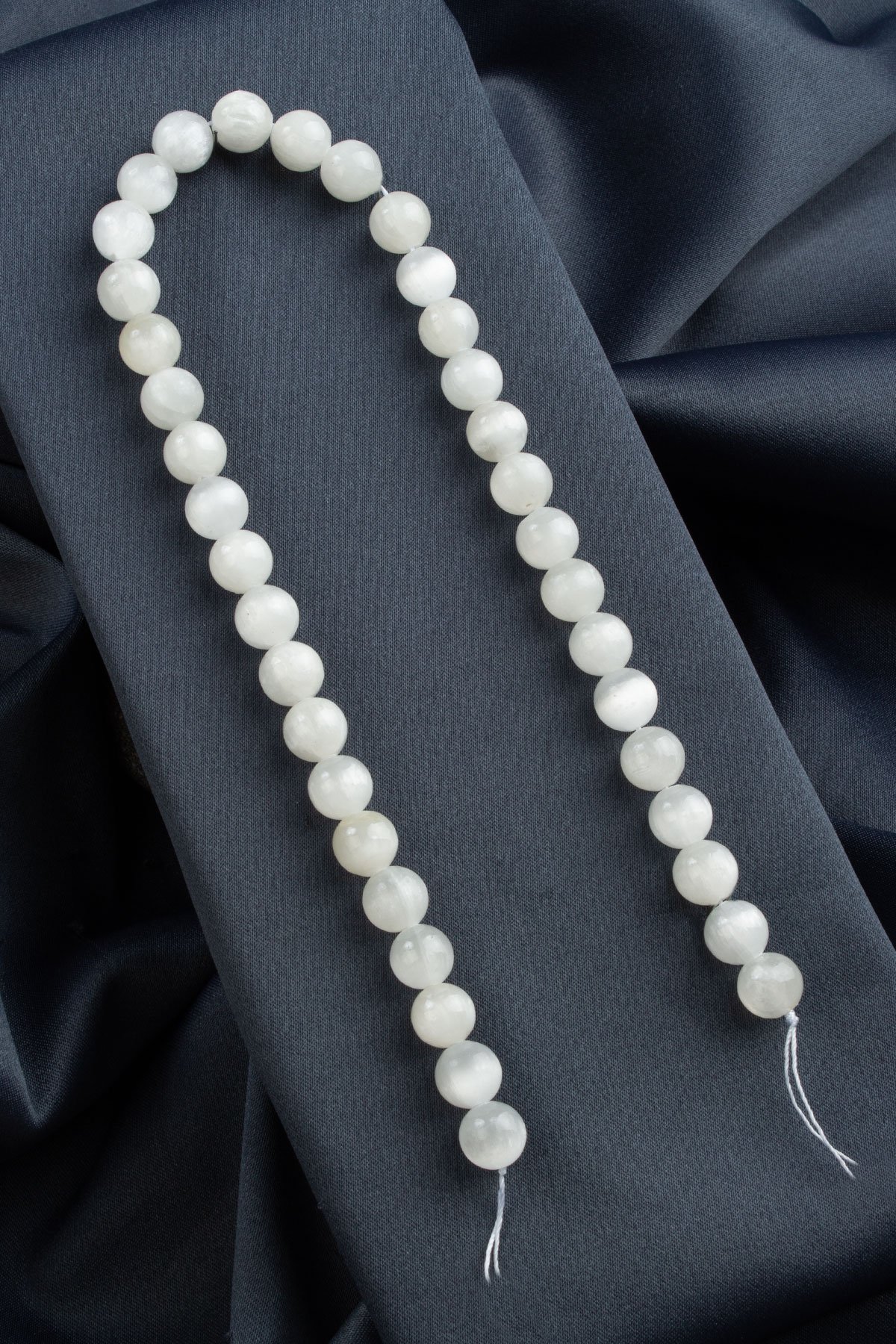 Selenit Doğal Taş Parlak Küre Kesim 10mm Dizi AB+