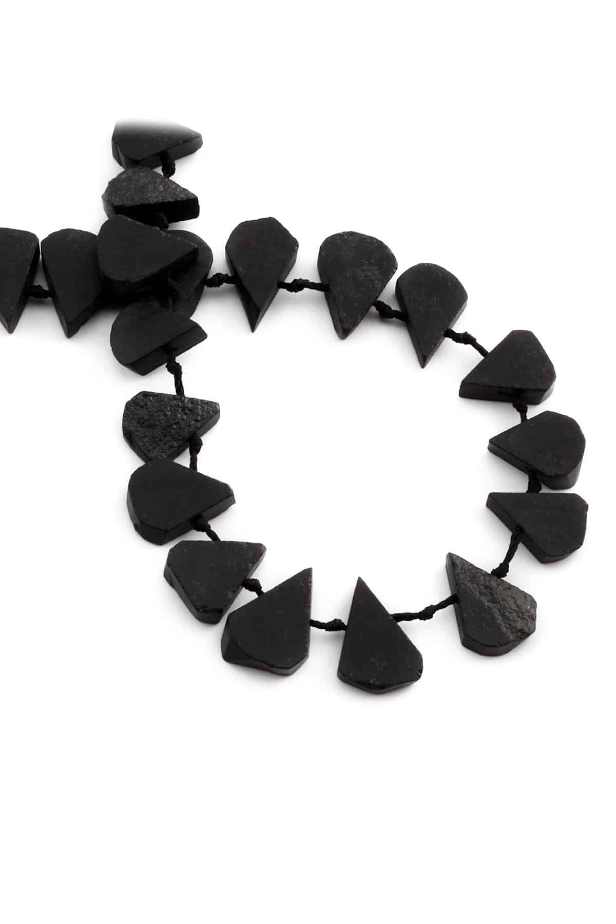 Shungit Doğal Taş Mat Siyah Yassı Damla Kesim 16x12mm Dizi [AA]