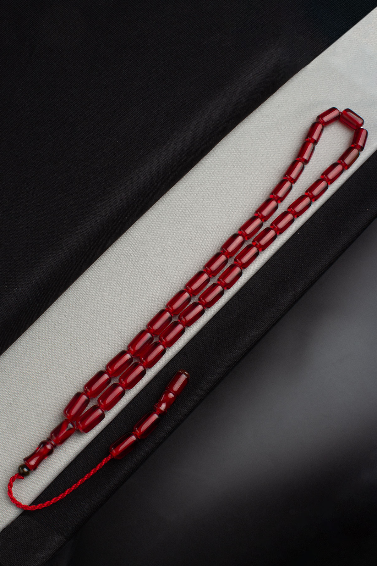 Sıkma Kehribar Kırmızı Kapsül Kesim 11x15mm 33 Lu Tesbih