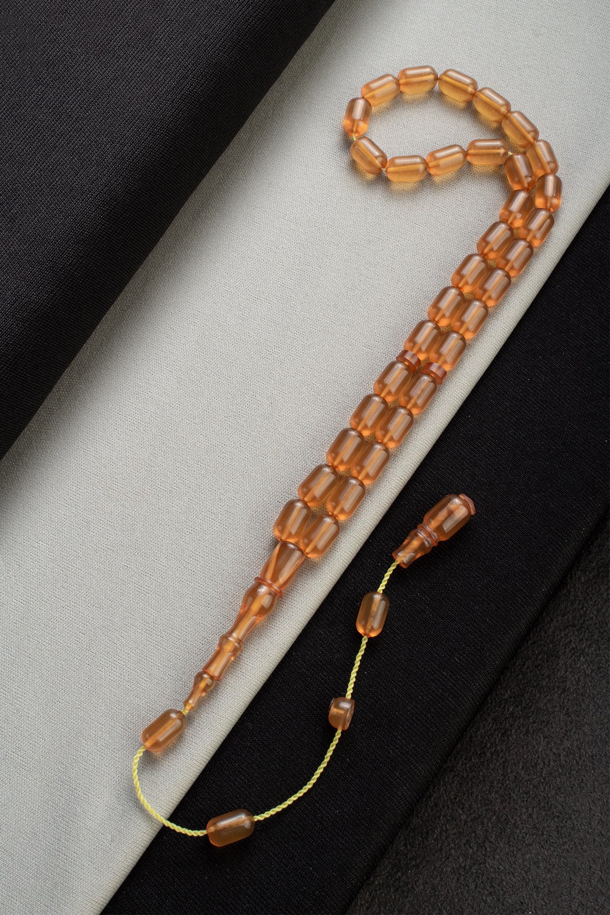 Sıkma Kehribar Usta İşçilik Sarı Kapsül Kesim 7x11mm 33 lu Tesbih