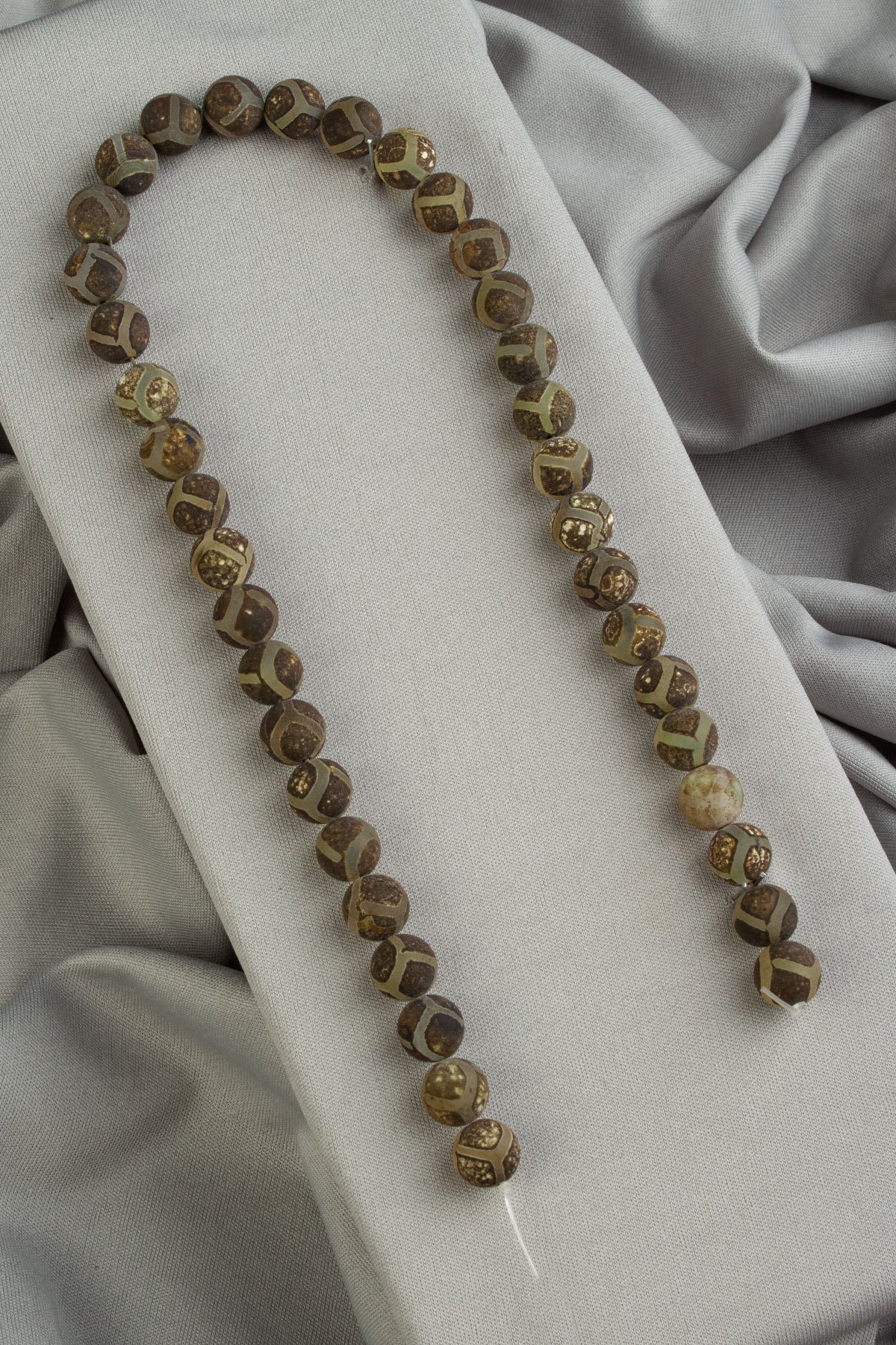 Tibet Akik Doğal Taş Küre Kesim 10mm Dizi