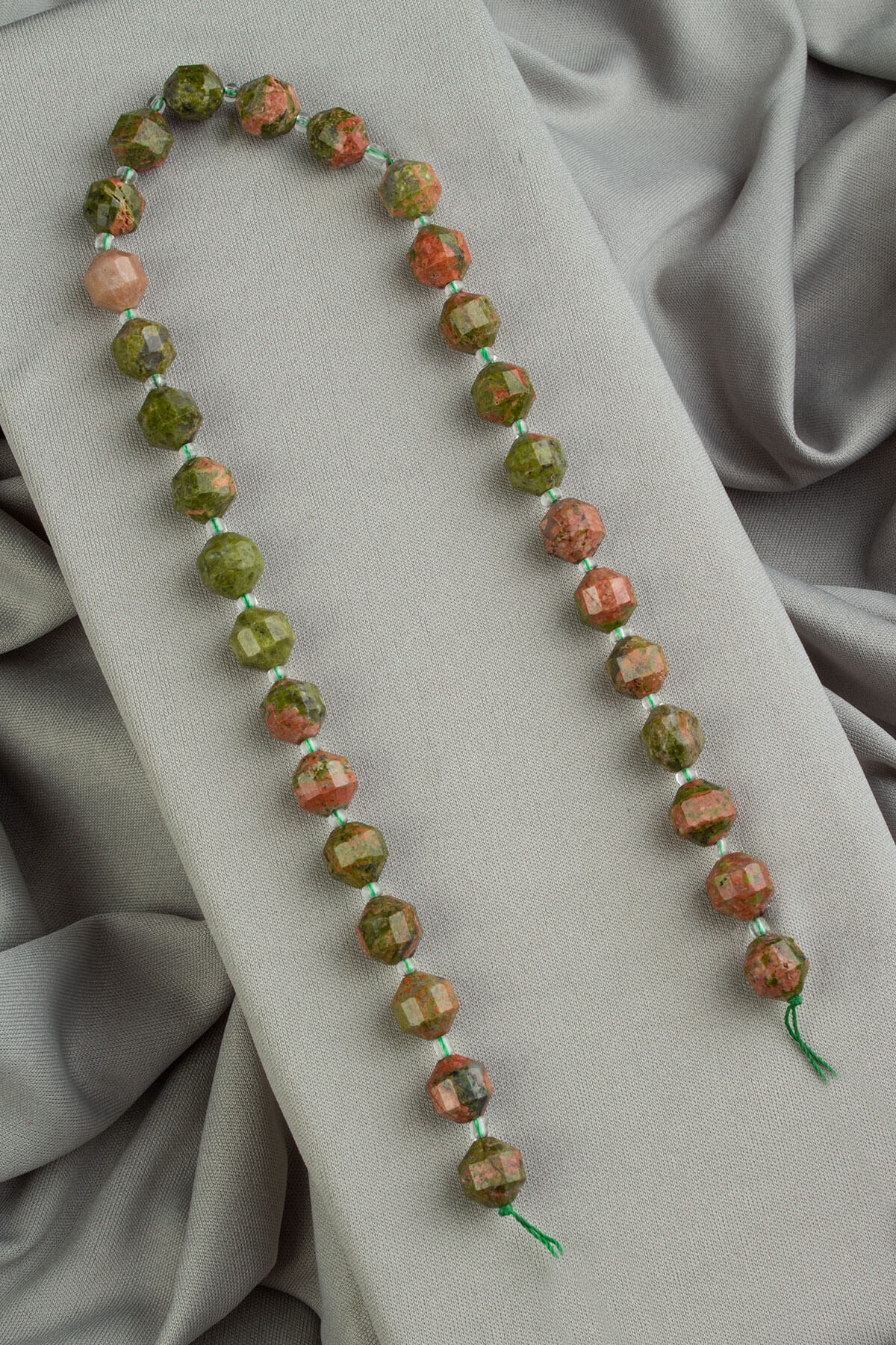 Unakit Doğal Taş Parlak Hegzagonal Kesim 10mm Dizi [AA]