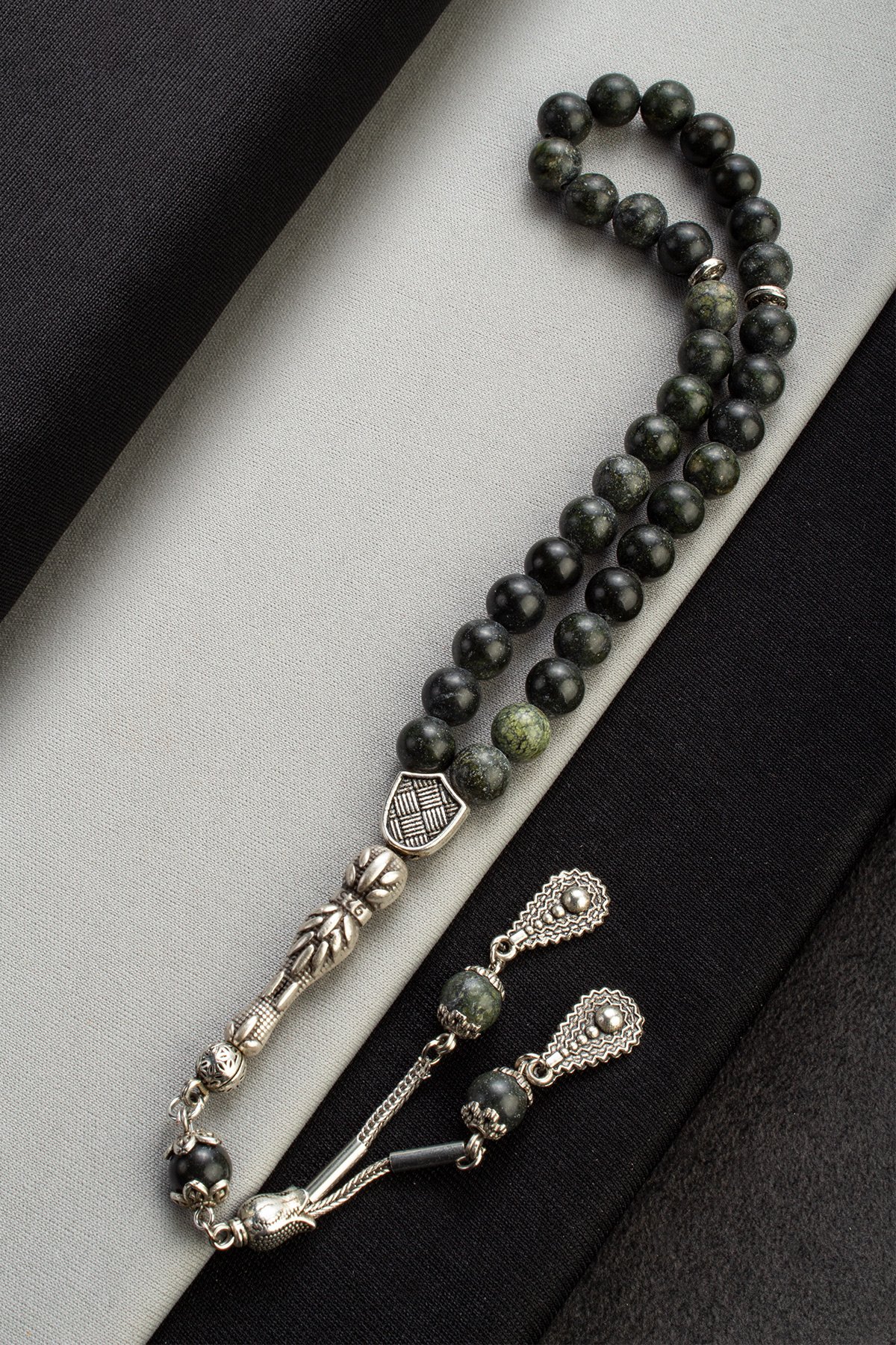 Yılan Taşı Doğal Taş Küre Kesim 33 lu 8mm Tesbih