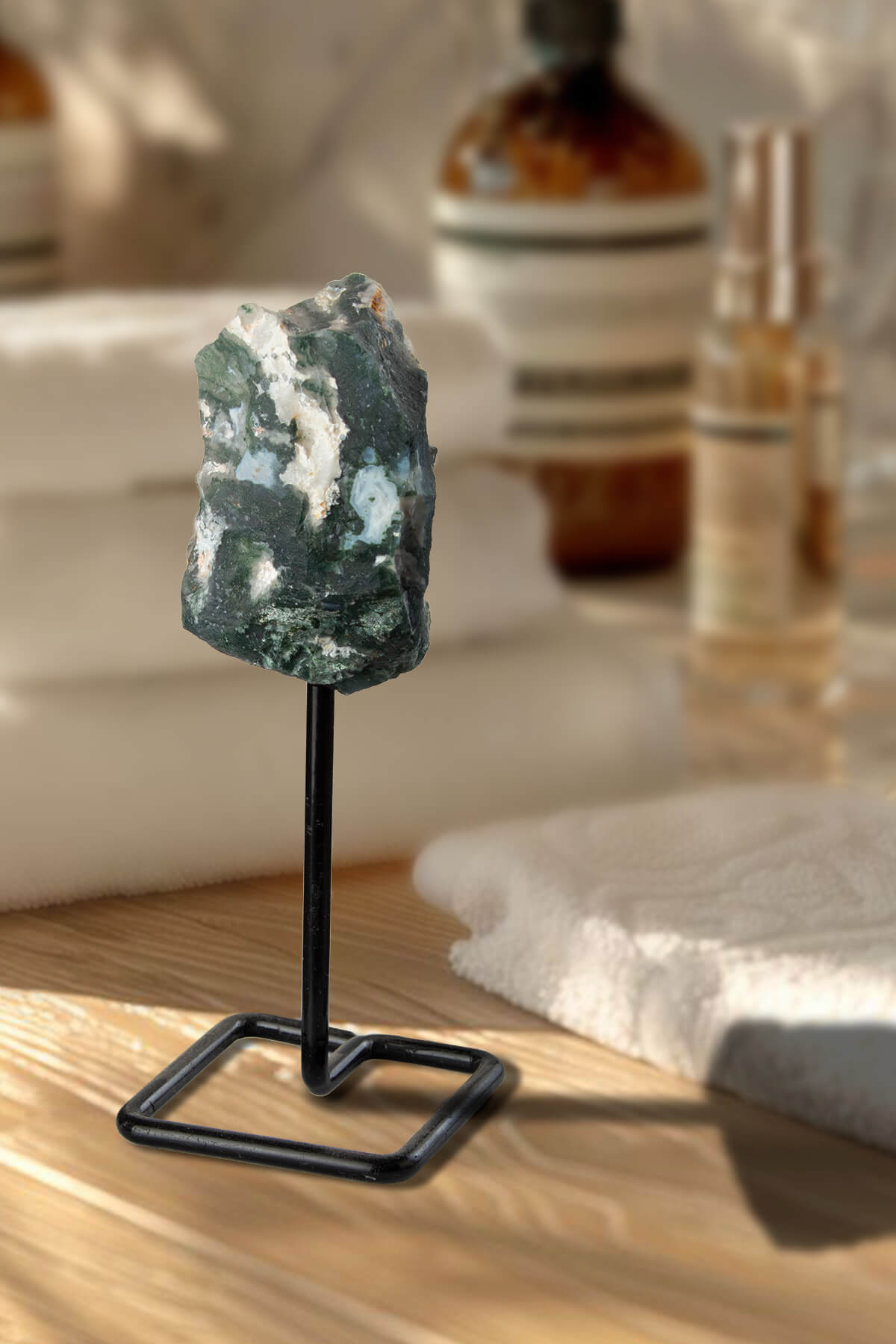 Yosunlu Akik Taşı Ham Kütle Standlı Dekoratif Doğal Taş