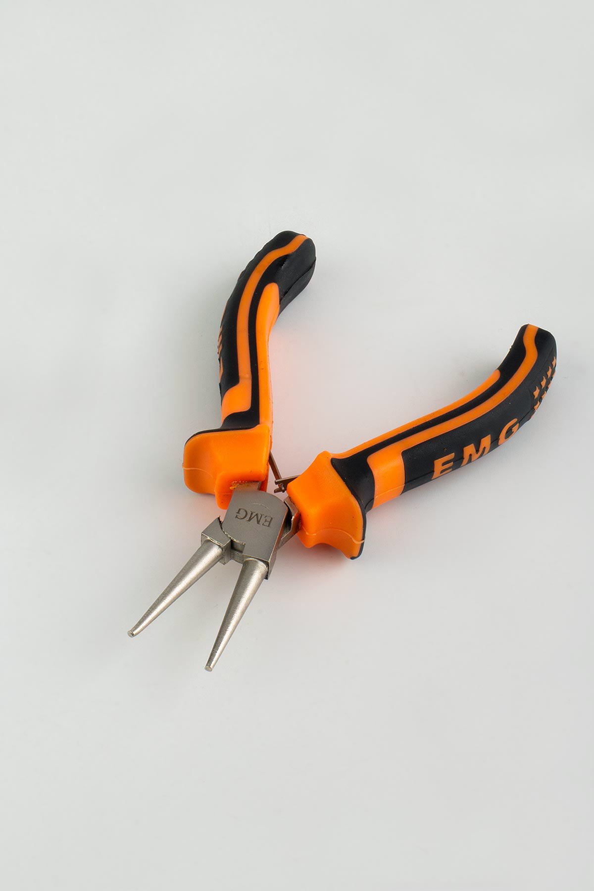 Yuvarlak Uçlu İnce Turuncu Saplı Pense