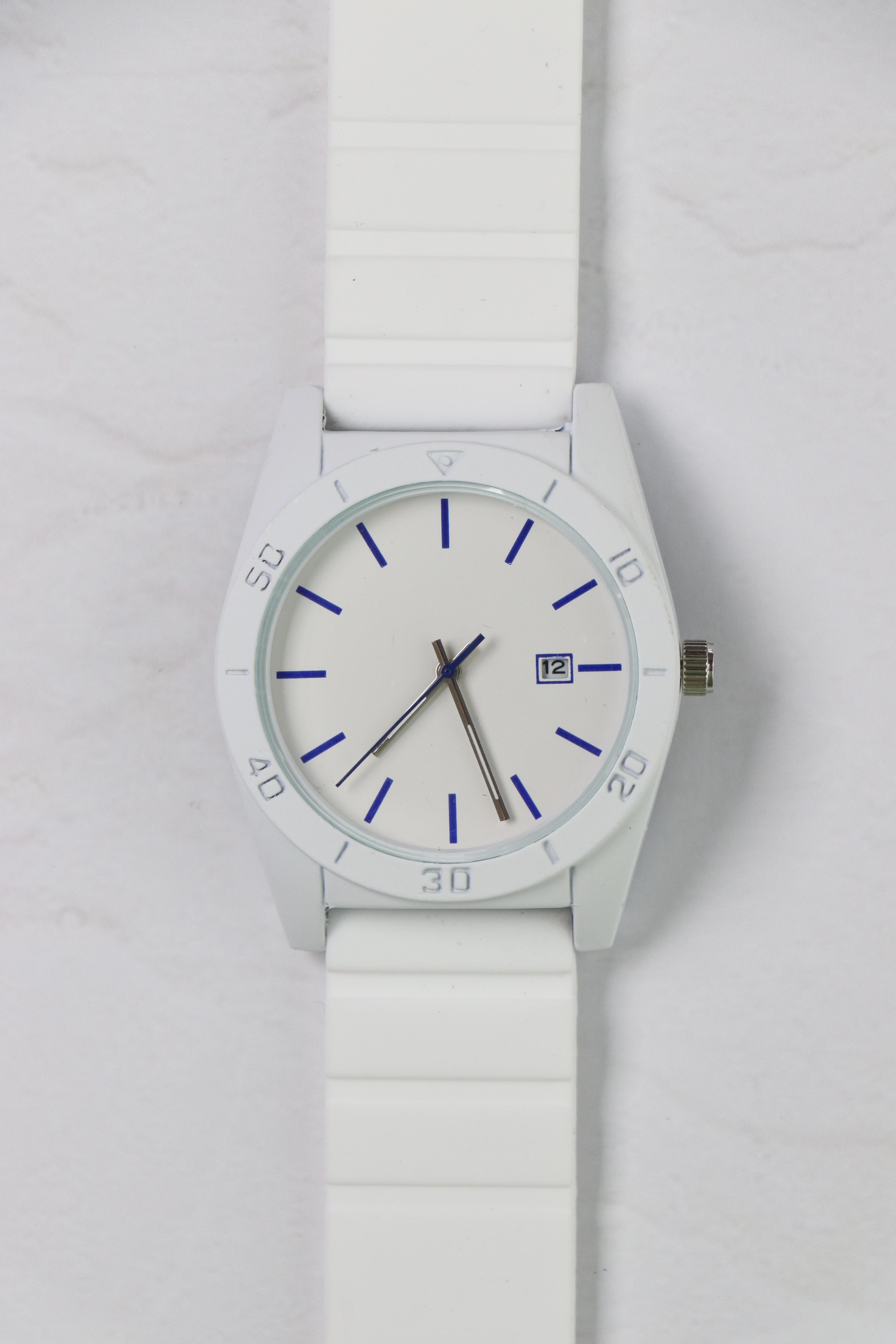 Cenda Yeni Sezon Beyaz Silikon Erkek Kol Saati Lacivert Kadran