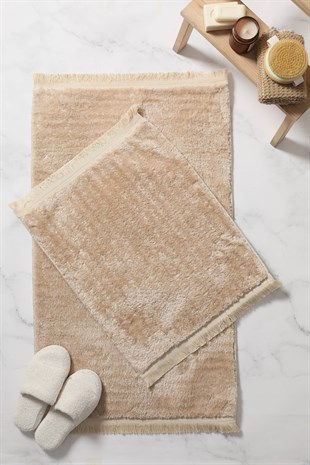 Püsküllü Peluş Kaydırmaz Taban 2li Paspas Takımı - Vizon