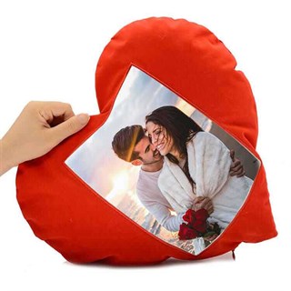 Kırmızı Kalp Yastık Baskılı / Dikey Fotoğraf