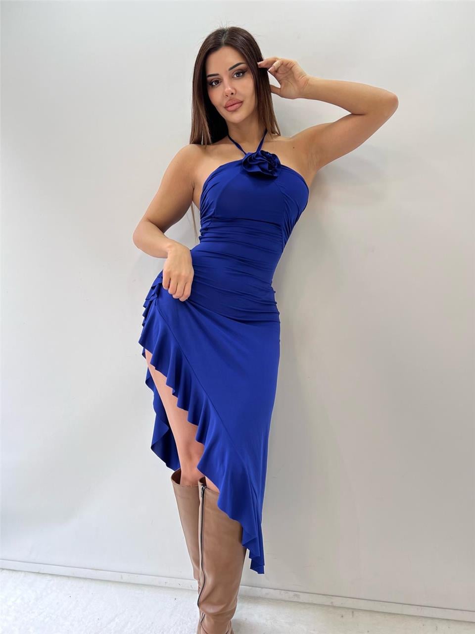 Saksmavi Backless Halter Ruffles Gül Detaylı Midi